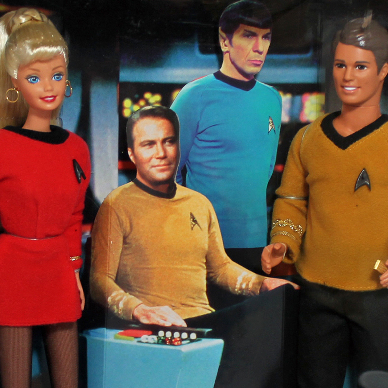 Barbie 15006 damaged box 1996 Barbie & Ken Star Trek Gift Set - Picture 1 of 2