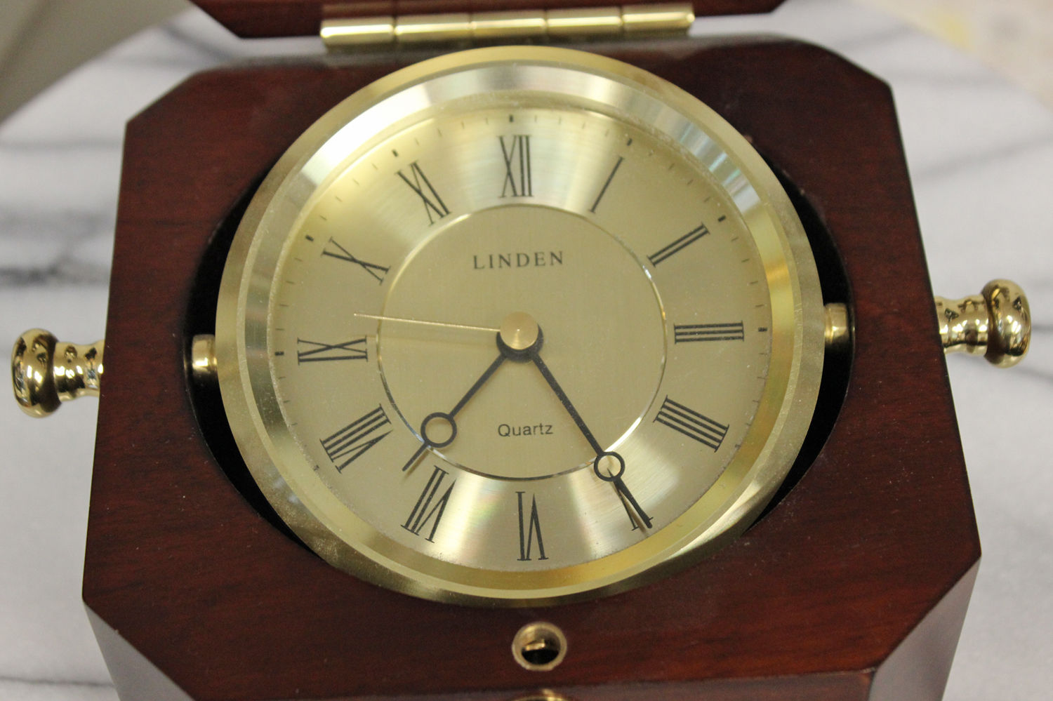 Reloj náutico Linden madera y latón en preciosa caja de exhibición - Imagen 4 de 9