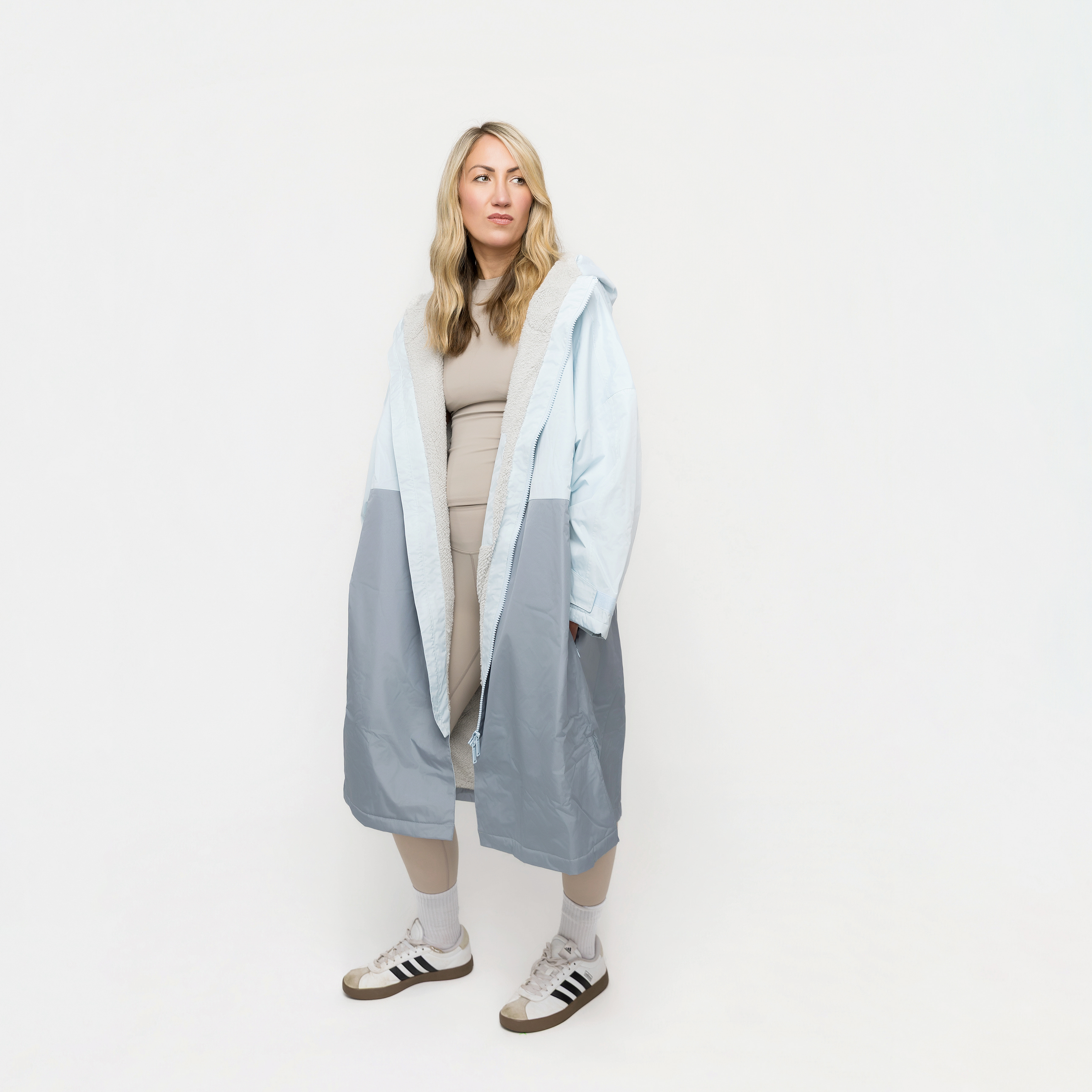 Bench Robe Bench Rira Waterproof Changing Robe | eBay UK