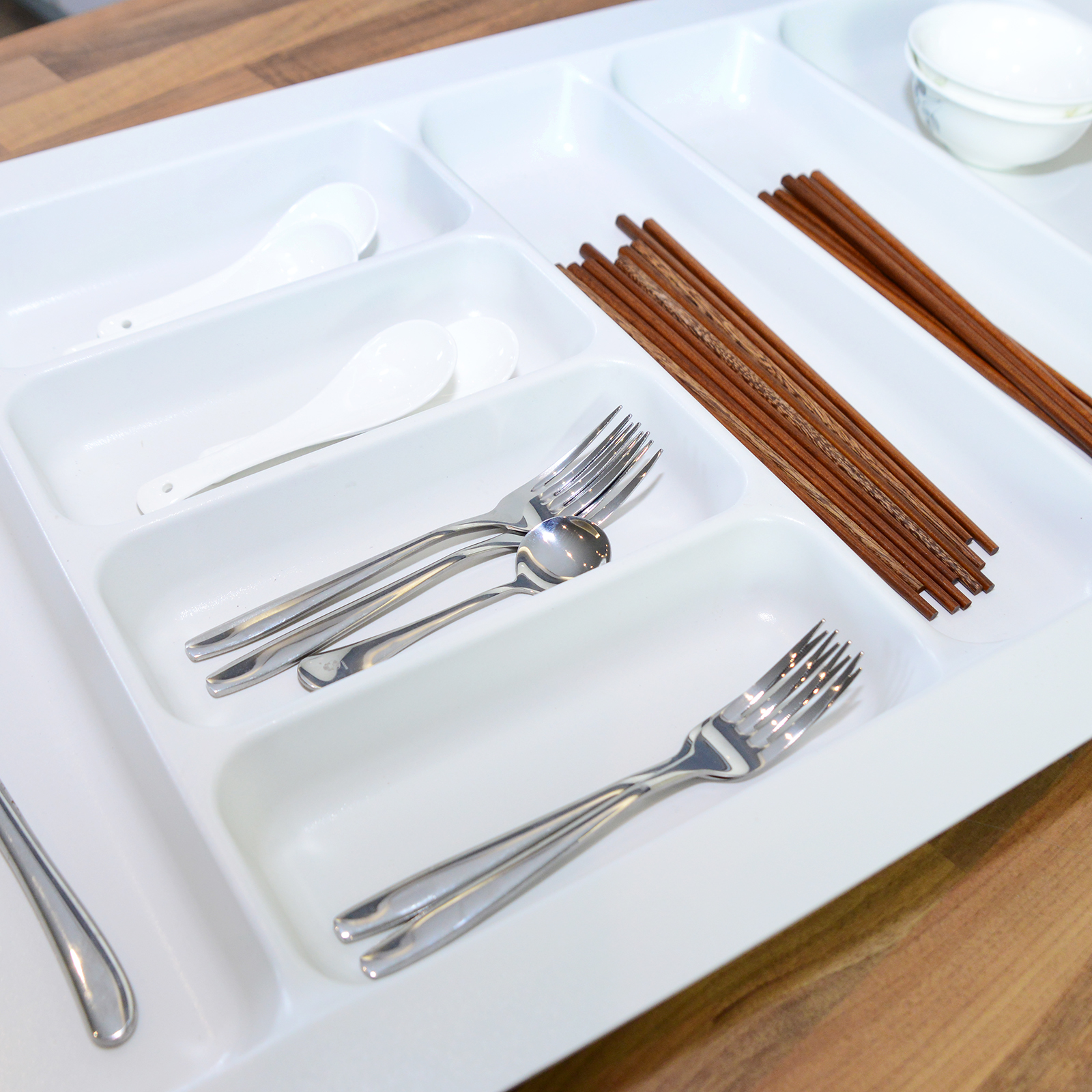 White Cutlery Tray Insert Utensil Drawer Divider Organiser 900mm