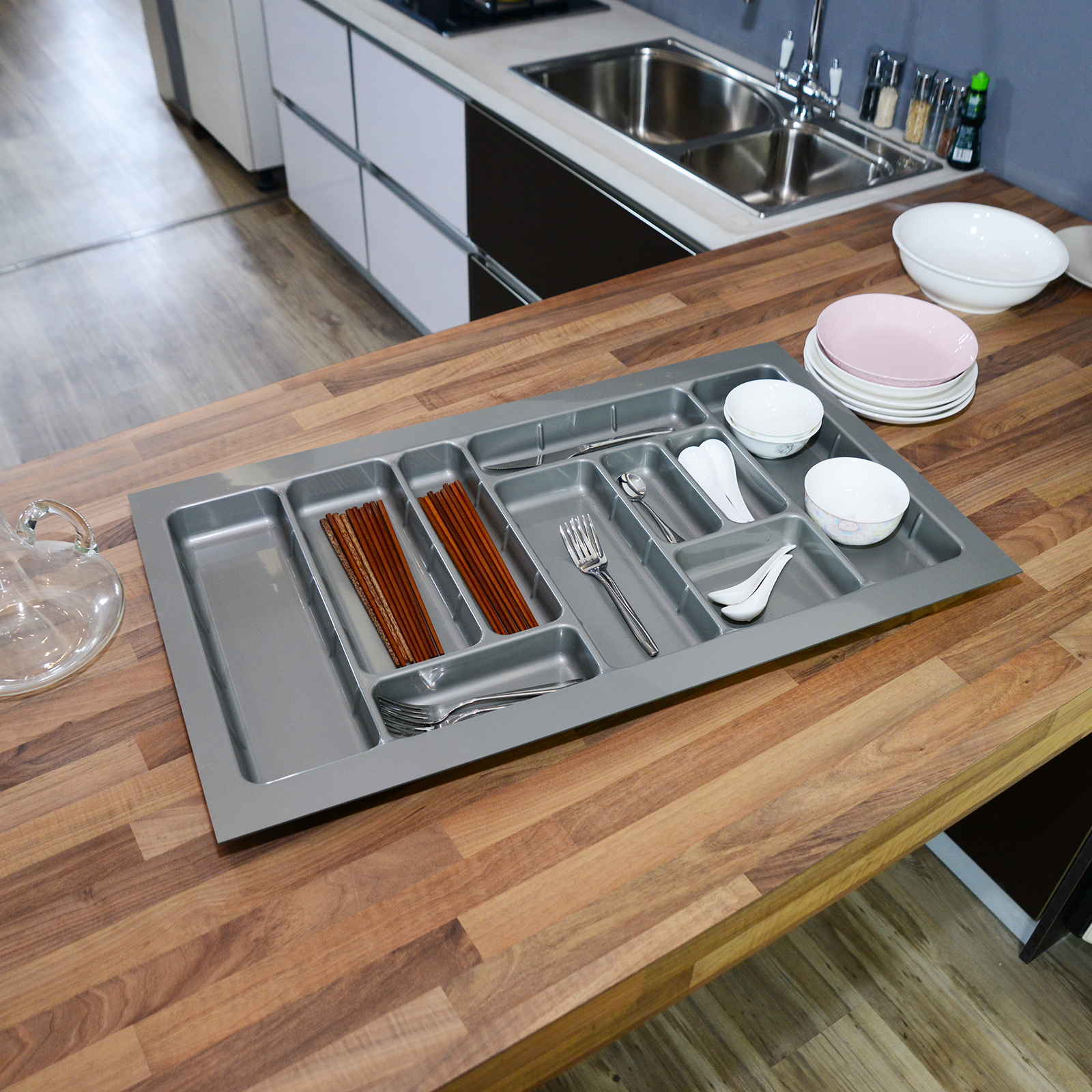 Plastic Cutlery Tray Kitchen Storage Drawer Organizer Insert Spoons