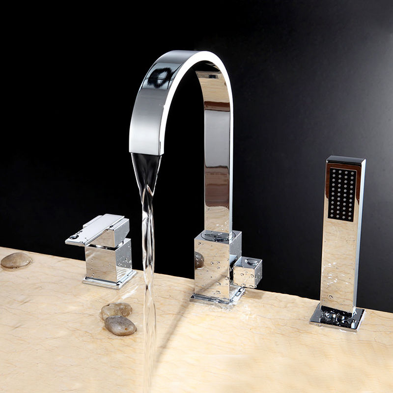 Modern Dree Deck Mounted Three Hole Roman Bathtub Faucet With