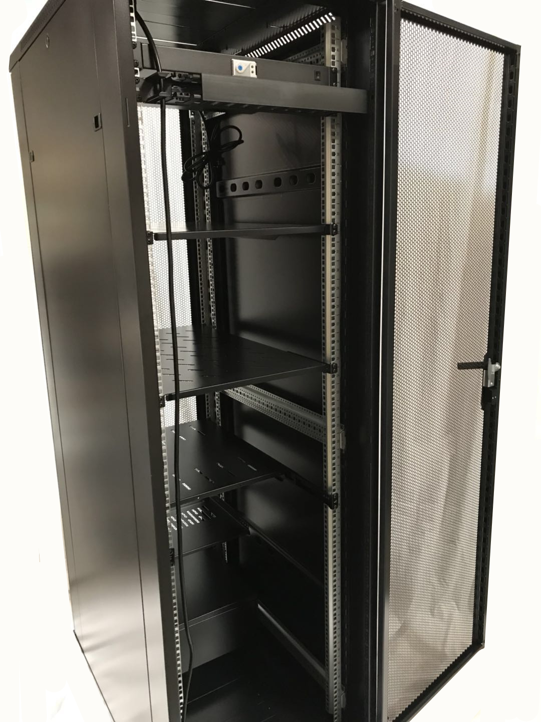 42U Rack Mount IT Network Server 600MM (24'') Deep Fully