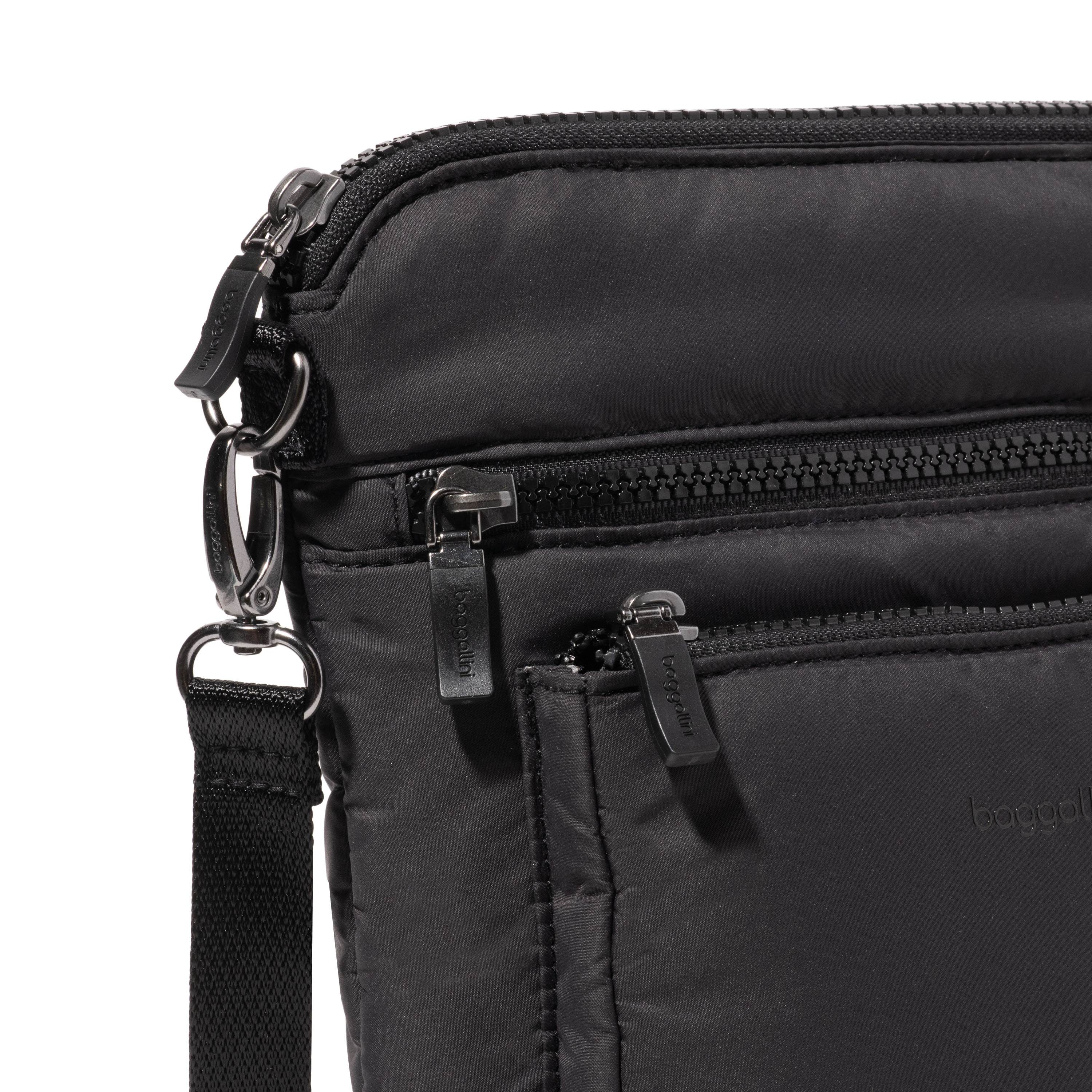 baggallini Modern Pocket Crossbody Bag