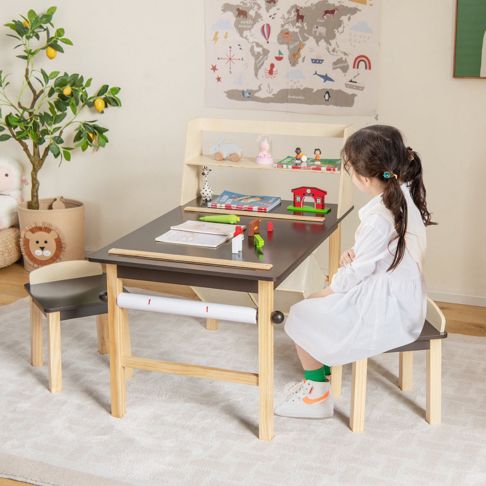 Holz Zeichentisch Kinder Kunst Tisch & Stühle Set mit Papierrolle Aufbewahrung Regal Behälter - Bild 1 von 6