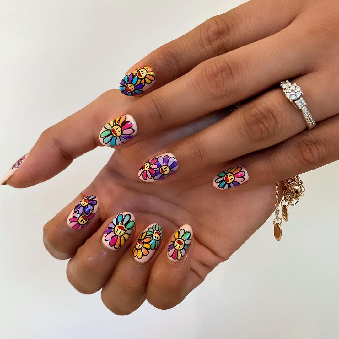 flower nail, halloween nails