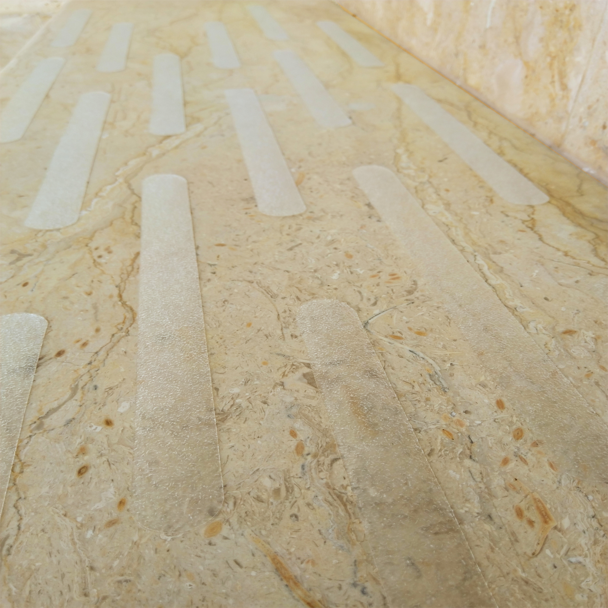 Compac Home Safe T Strisce Adesive Antiscivolo Bacchette da Bagno Aiuta a Prevenire Cadute 20ct - Foto 12 di 15