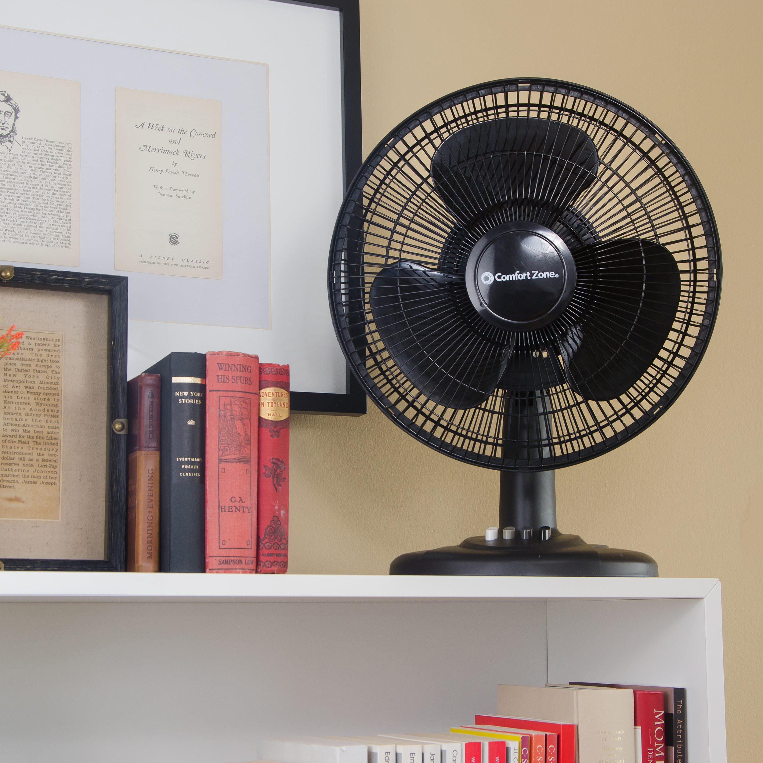 Comfort Zone CZ121BK 3Speed 12" Oscillating Table Fan with Adjustable
