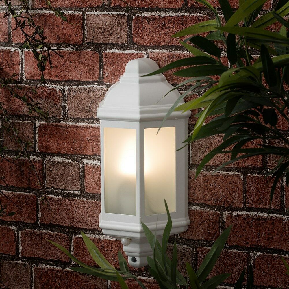 Modern Outdoor Security Bulkhead Wall Light Dusk Dawn PIR Motion Sensor