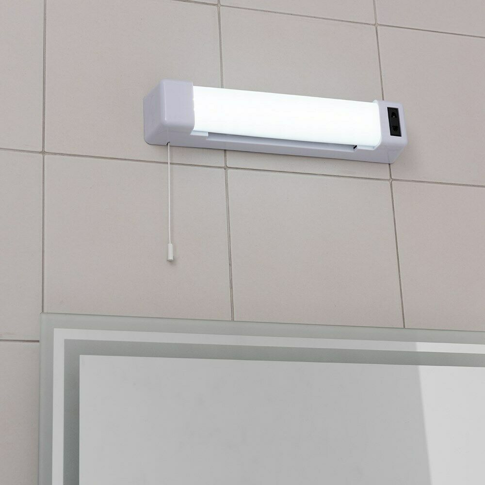 LED 5W / 7W Bathroom Shaver Socket Mirror Wall Light Pull Cord Chrome