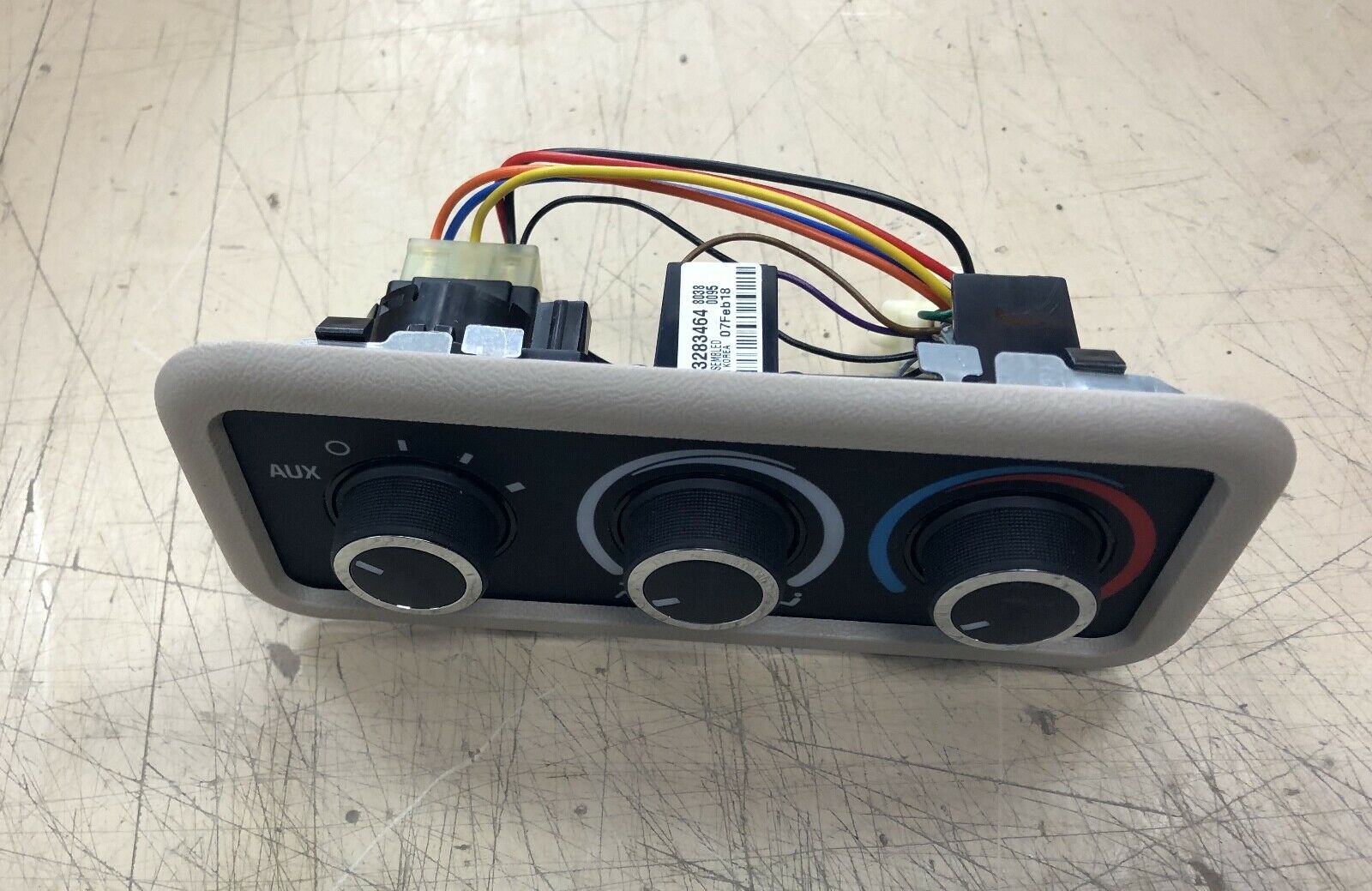 0318 Chevy Express GMC Savana Van Rear A/C Heater Control with Tan