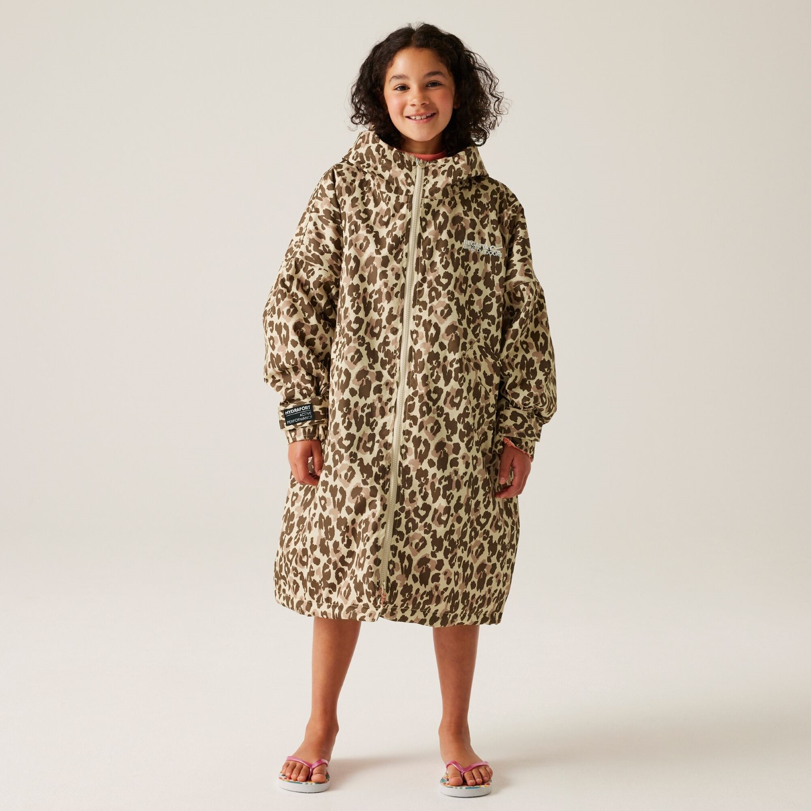 Regatta Kids Spirit Of Adventure Hooded Waterproof Warm Drying Changing Robe - Picture 66 of 150