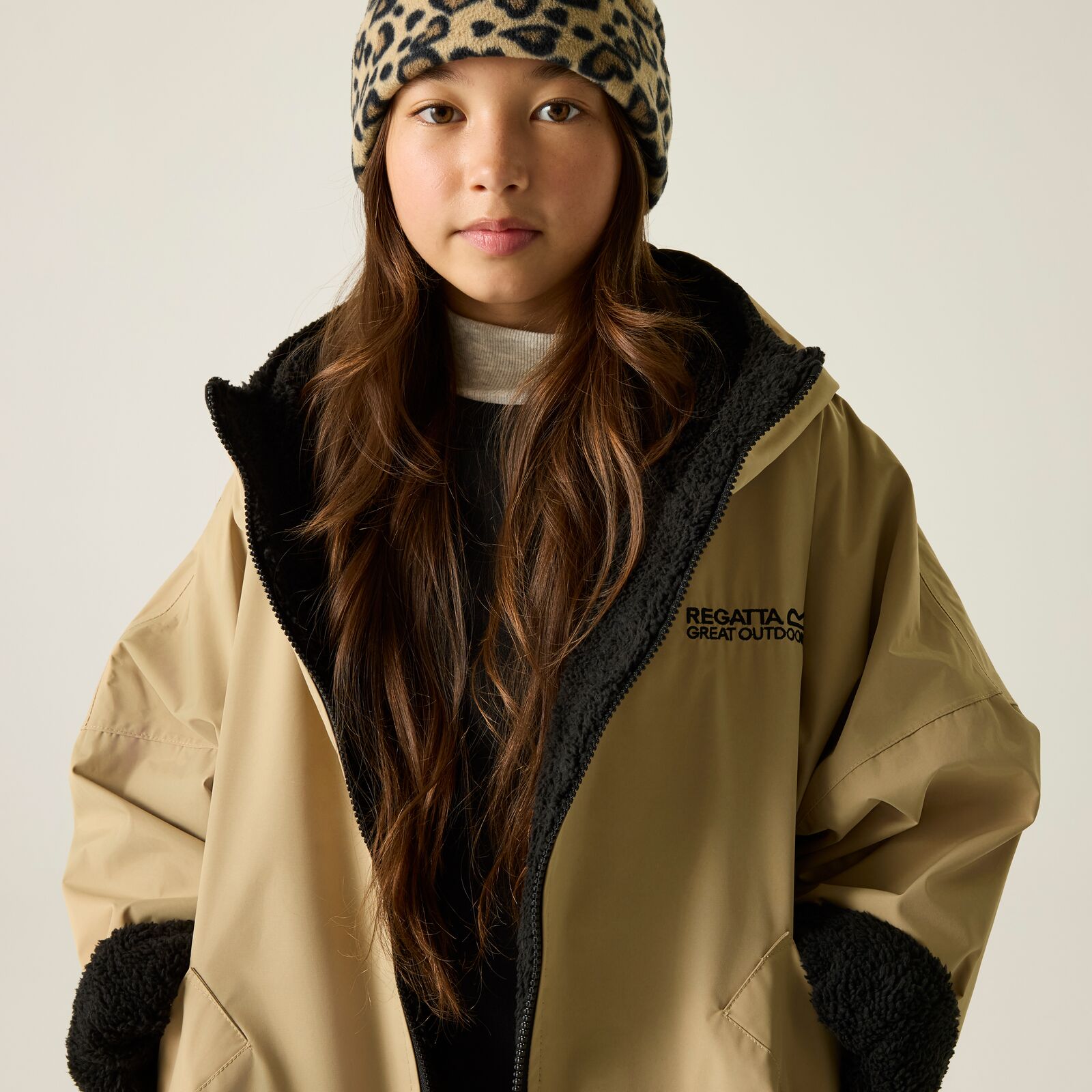 Regatta Kids Spirit Of Adventure Hooded Waterproof Warm Drying Changing Robe - Picture 77 of 121