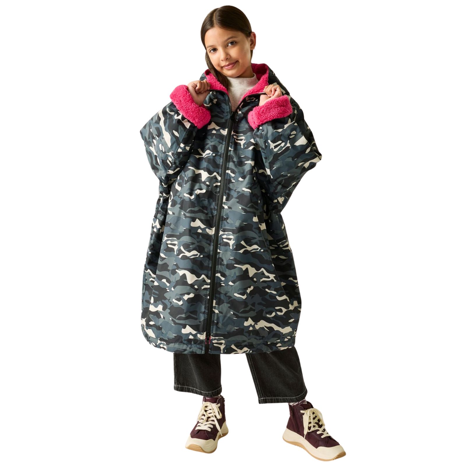 Regatta Kids Spirit Of Adventure Hooded Waterproof Warm Drying Changing Robe - Picture 20 of 121