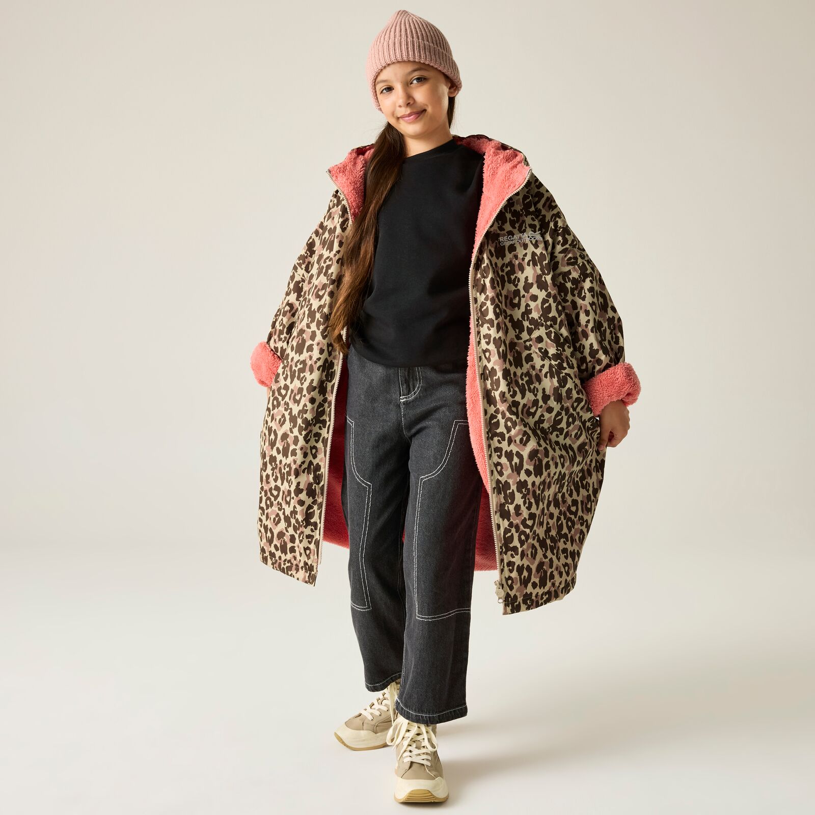 Regatta Kids Spirit Of Adventure Hooded Waterproof Warm Drying Changing Robe - Picture 63 of 121