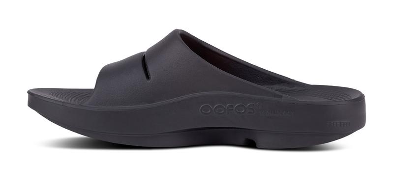 oofos mens slides