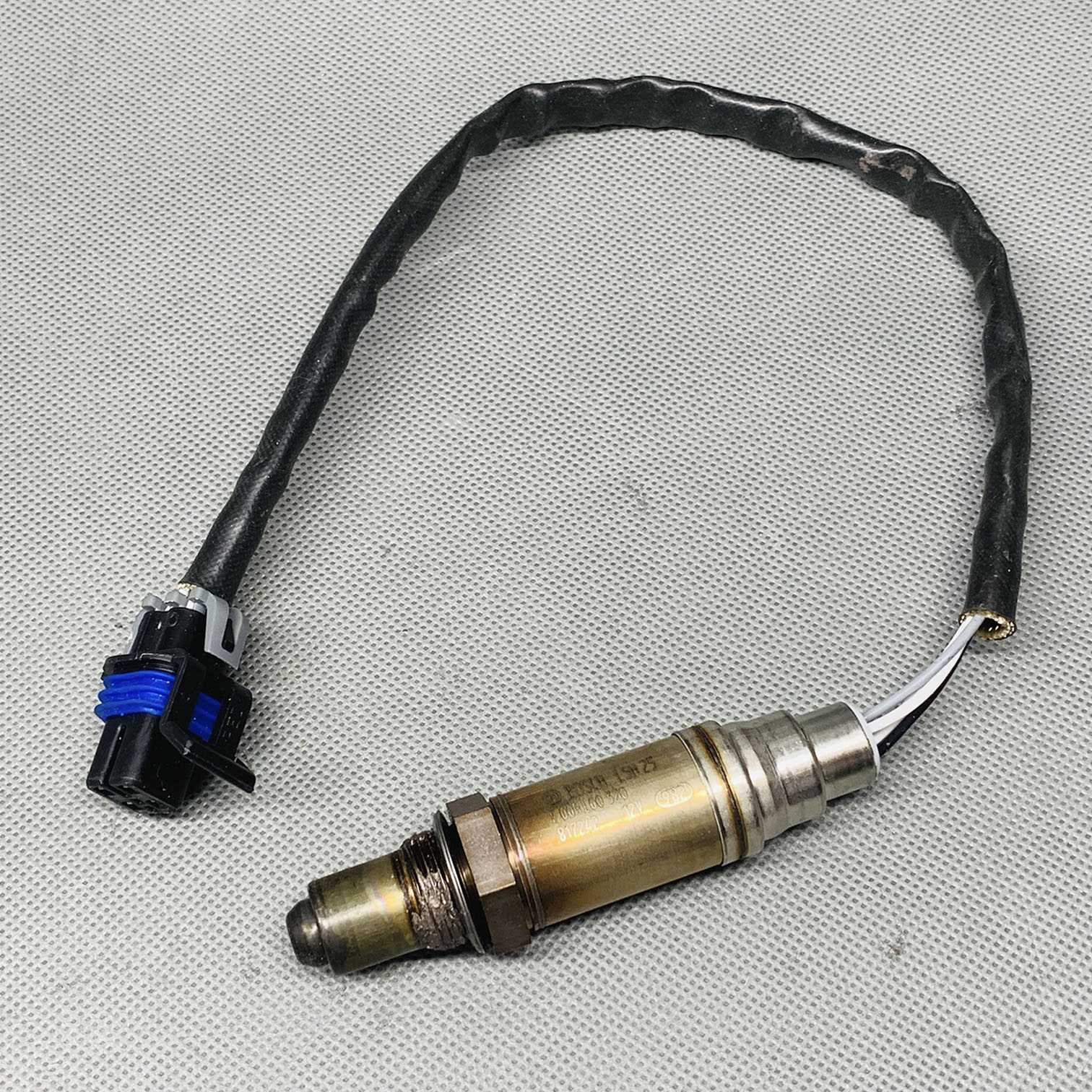 るi 15894 OE Oxygen Sensor O2 Fits GMC Chevrolet Express 1500