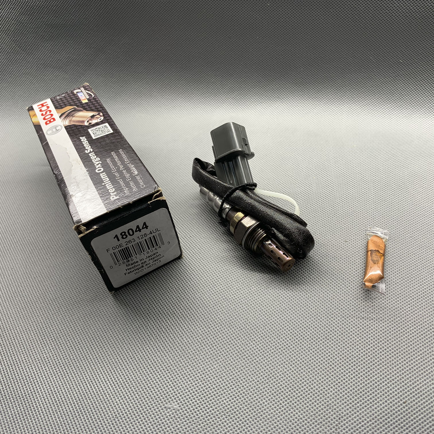 OE GENUINE Oxygen Sensor 18044 Upstream For Kia Sorento Sedona Hyundai