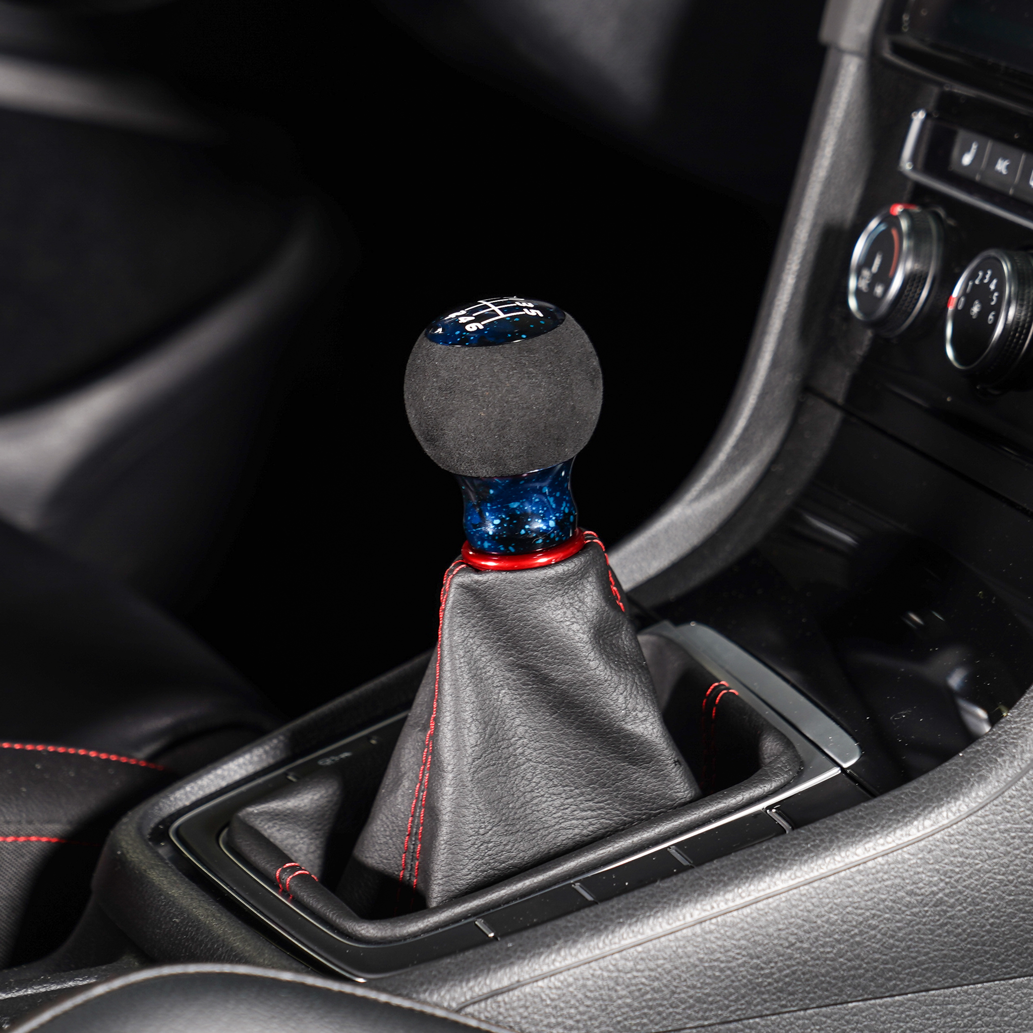 Billetworkz Fusion Shift Knob (500g) Compatible with Manual 1999-24 VW - Picture 15 of 39
