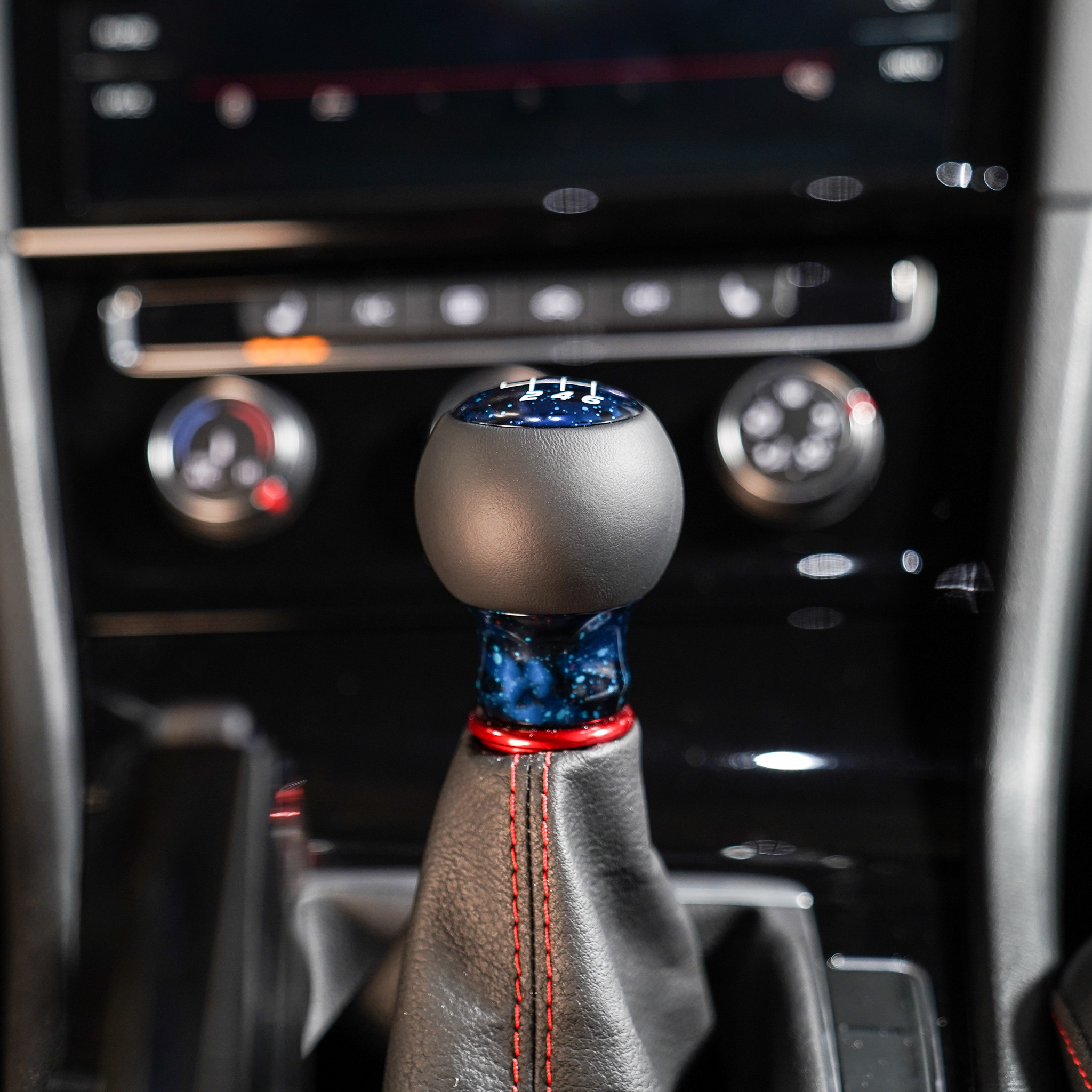 Billetworkz Fusion Shift Knob (500g) Compatible with Manual 1999-24 VW - Picture 10 of 39