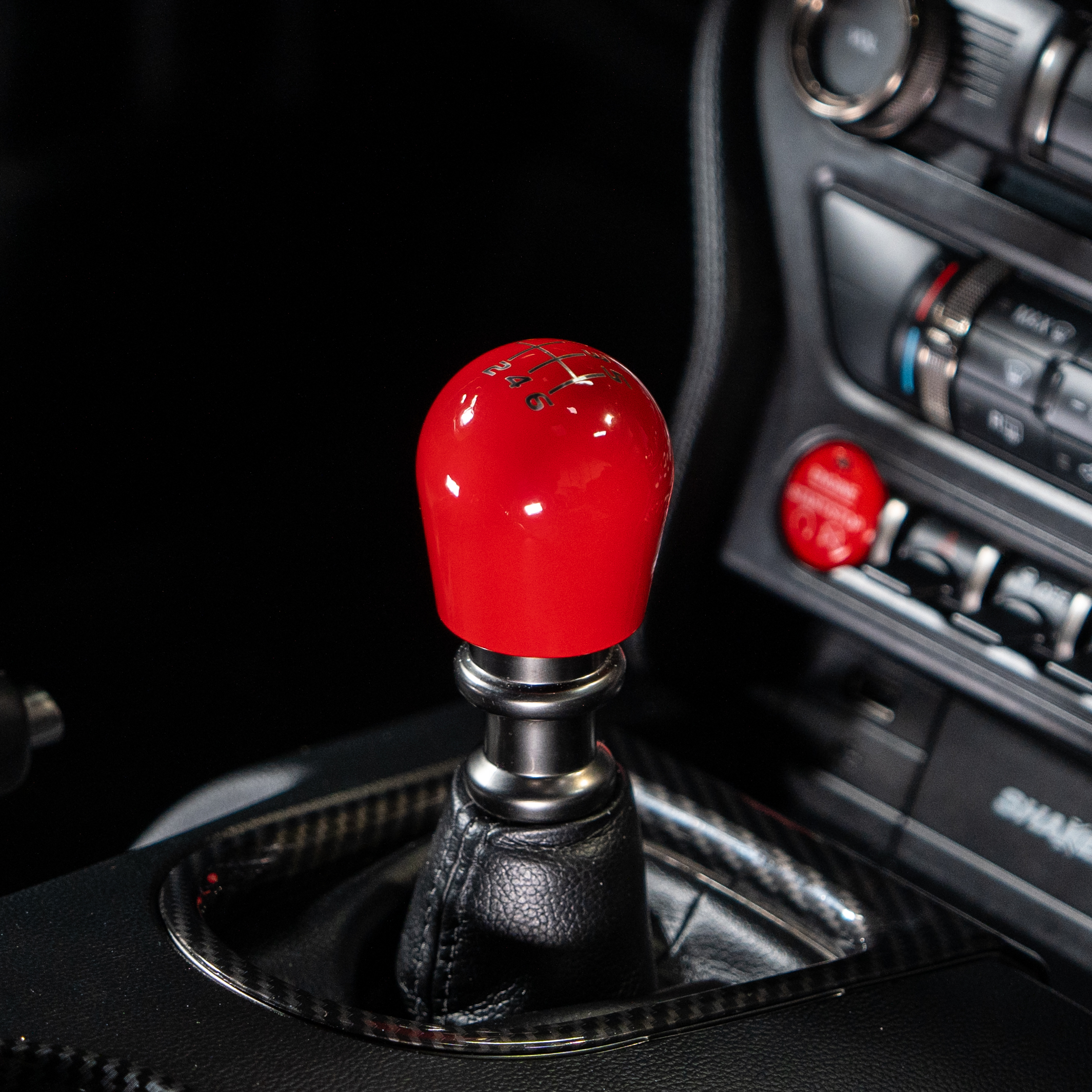 Billetworkz Weighted Shift Knob Compatible with 6 Speed Ford Mustang GT 2015-25 - Picture 19 of 31