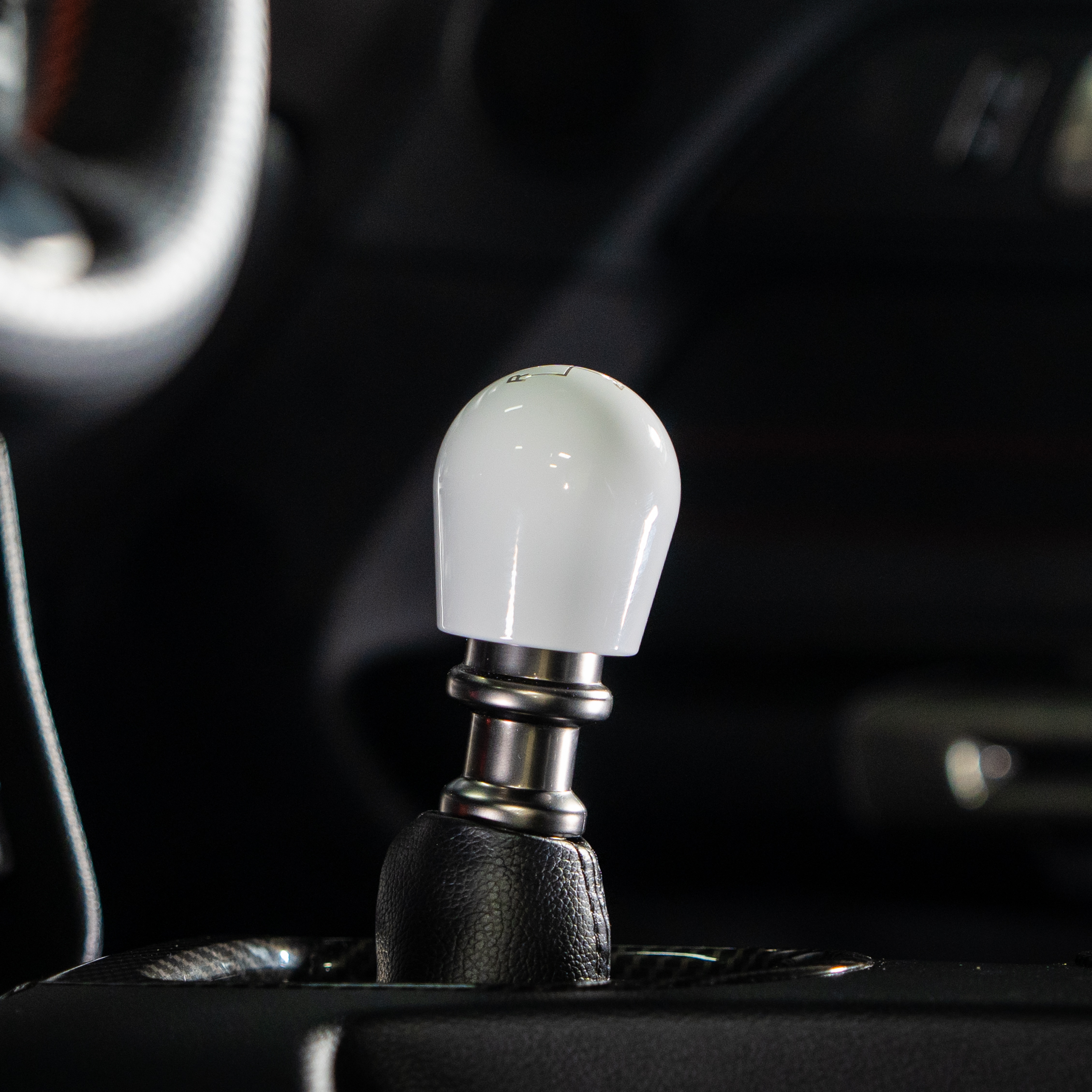 Billetworkz Weighted Shift Knob Compatible with 6 Speed Ford Mustang GT 2015-25 - Picture 23 of 31