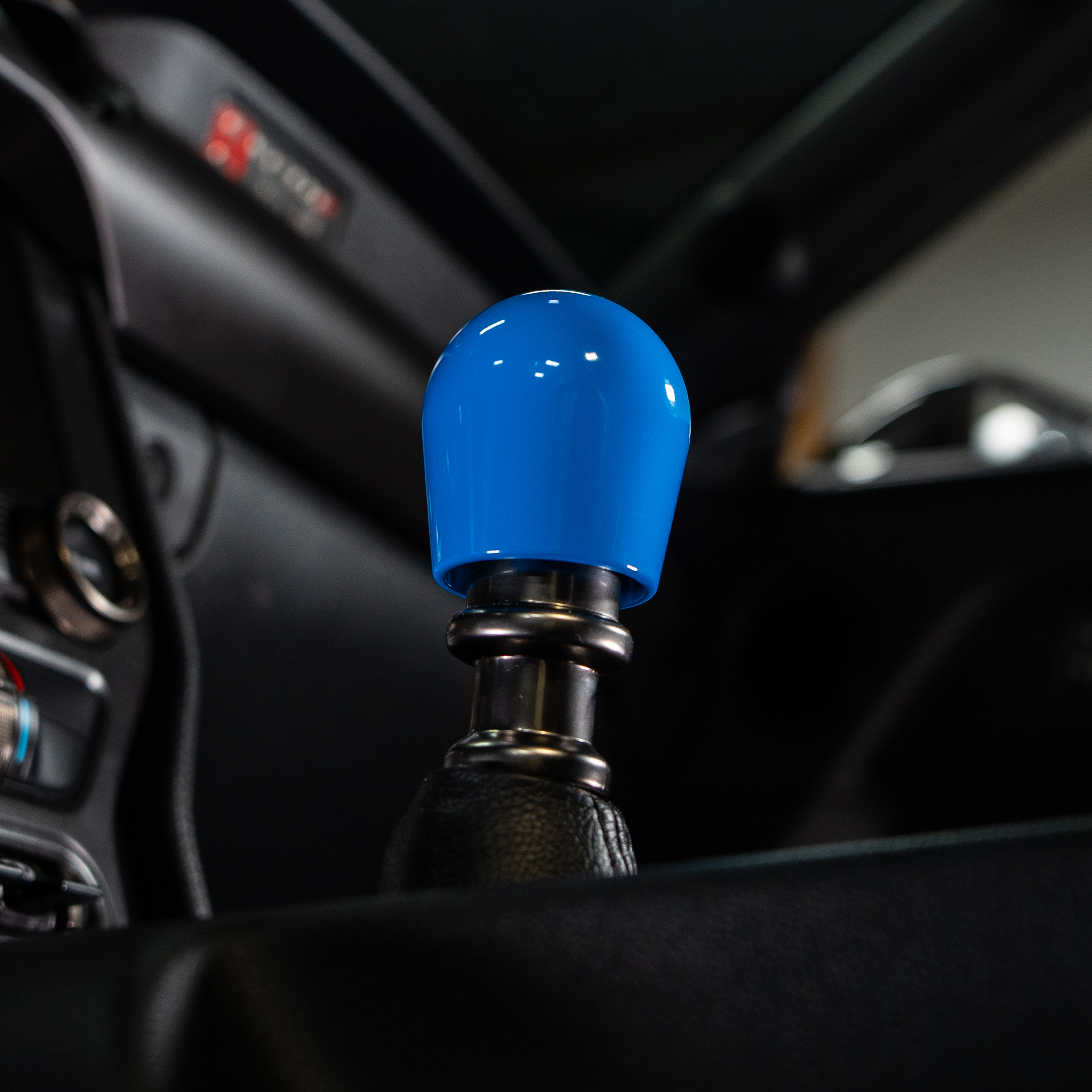 Billetworkz Weighted Shift Knob Compatible with 6 Speed Ford Mustang GT 2015-25 - Picture 12 of 31