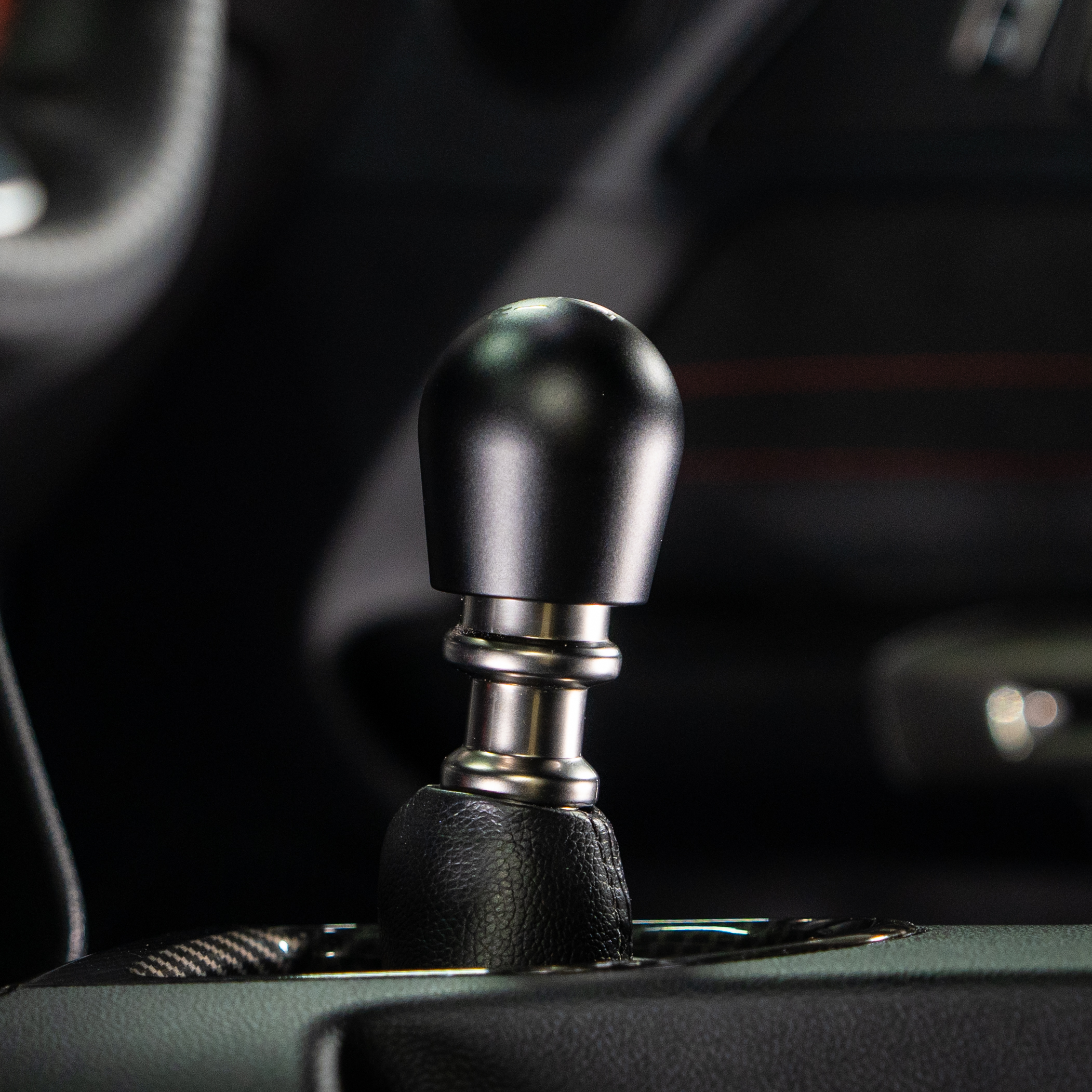 Billetworkz Weighted Shift Knob Compatible with 6 Speed Ford Mustang GT 2015-25 - Picture 30 of 31
