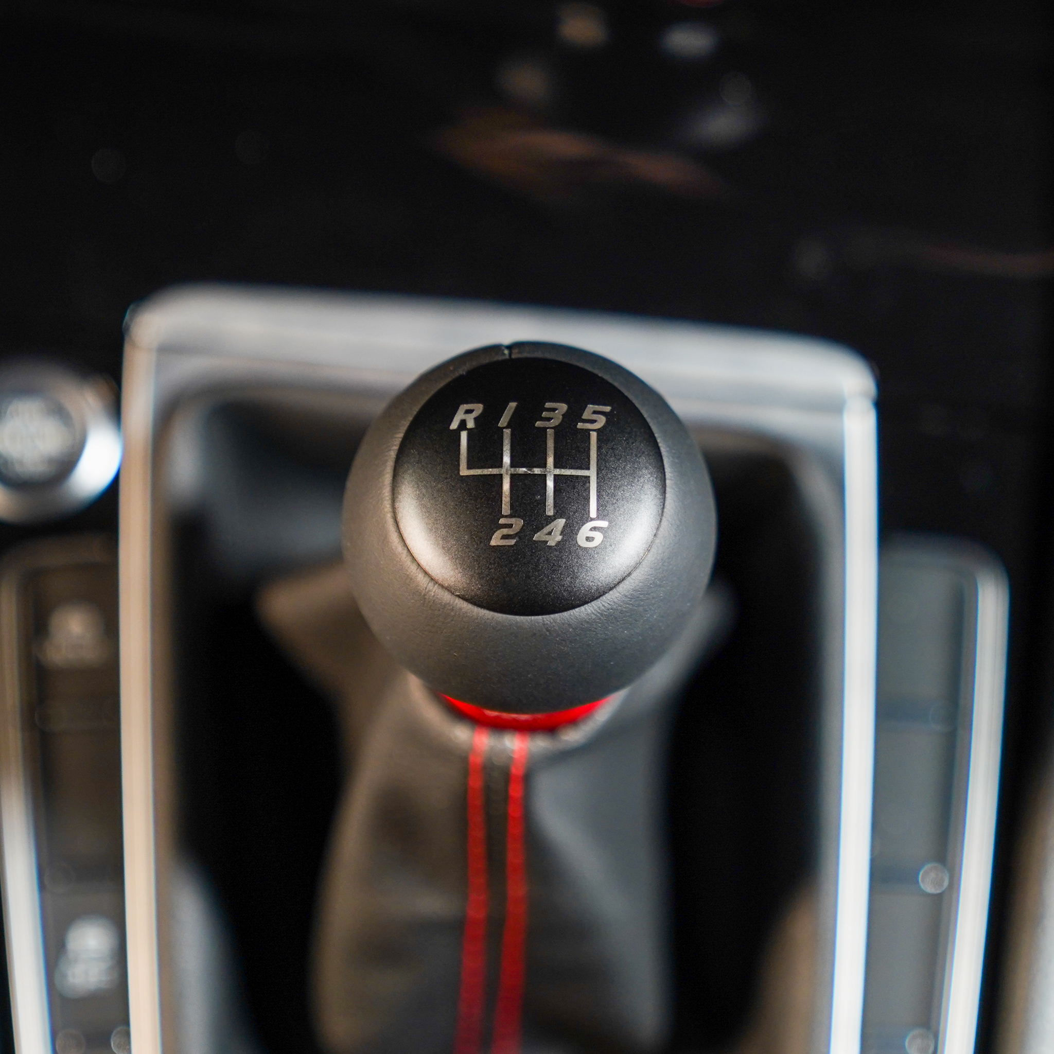 Billetworkz Fusion Shift Knob (500g) Compatible with Manual 1999-24 VW - Picture 18 of 39