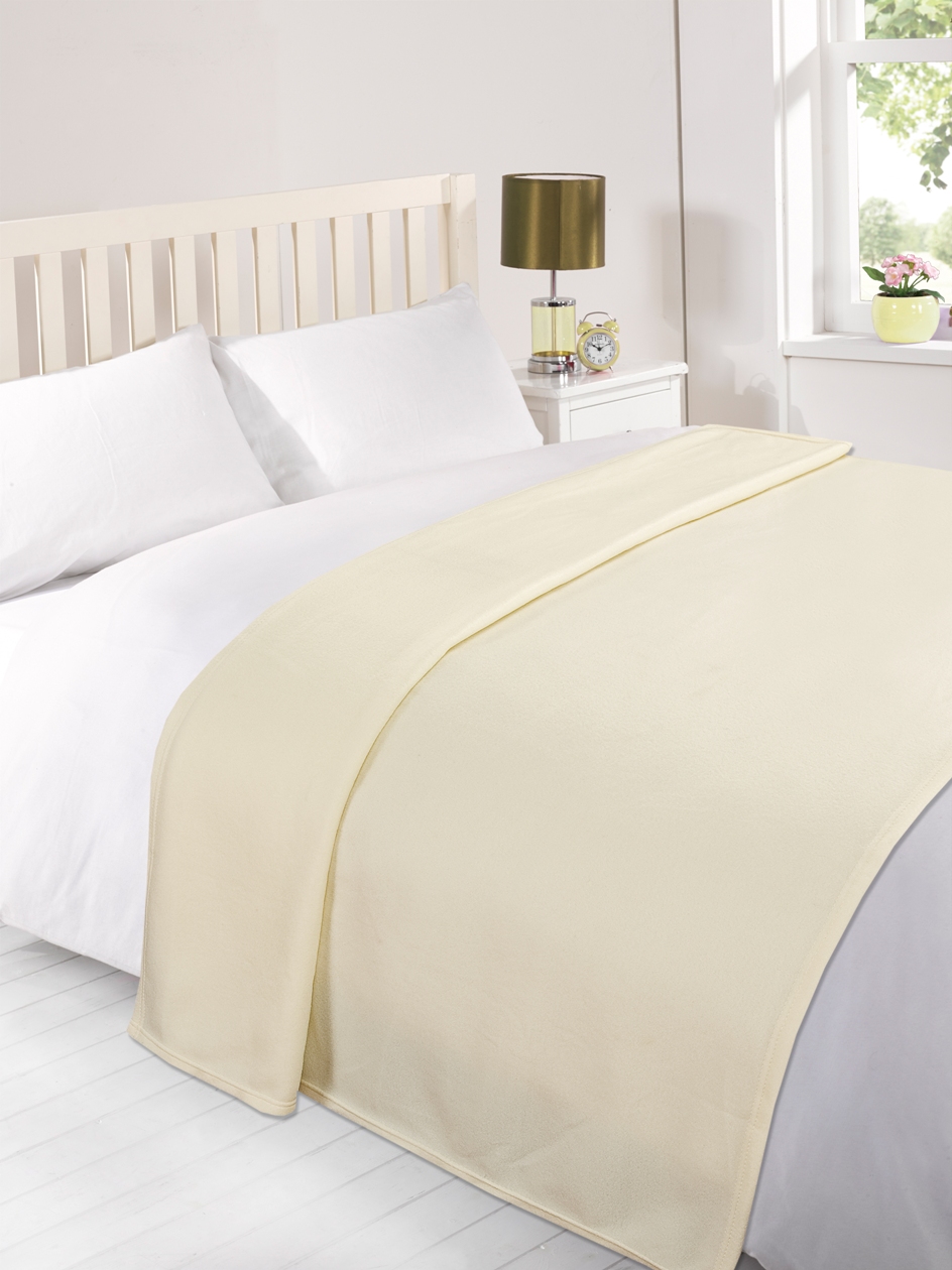 White Luxury Warm Soft Large 225cm x 254cm Fleece Sofa Couch Bed Blanket Throw