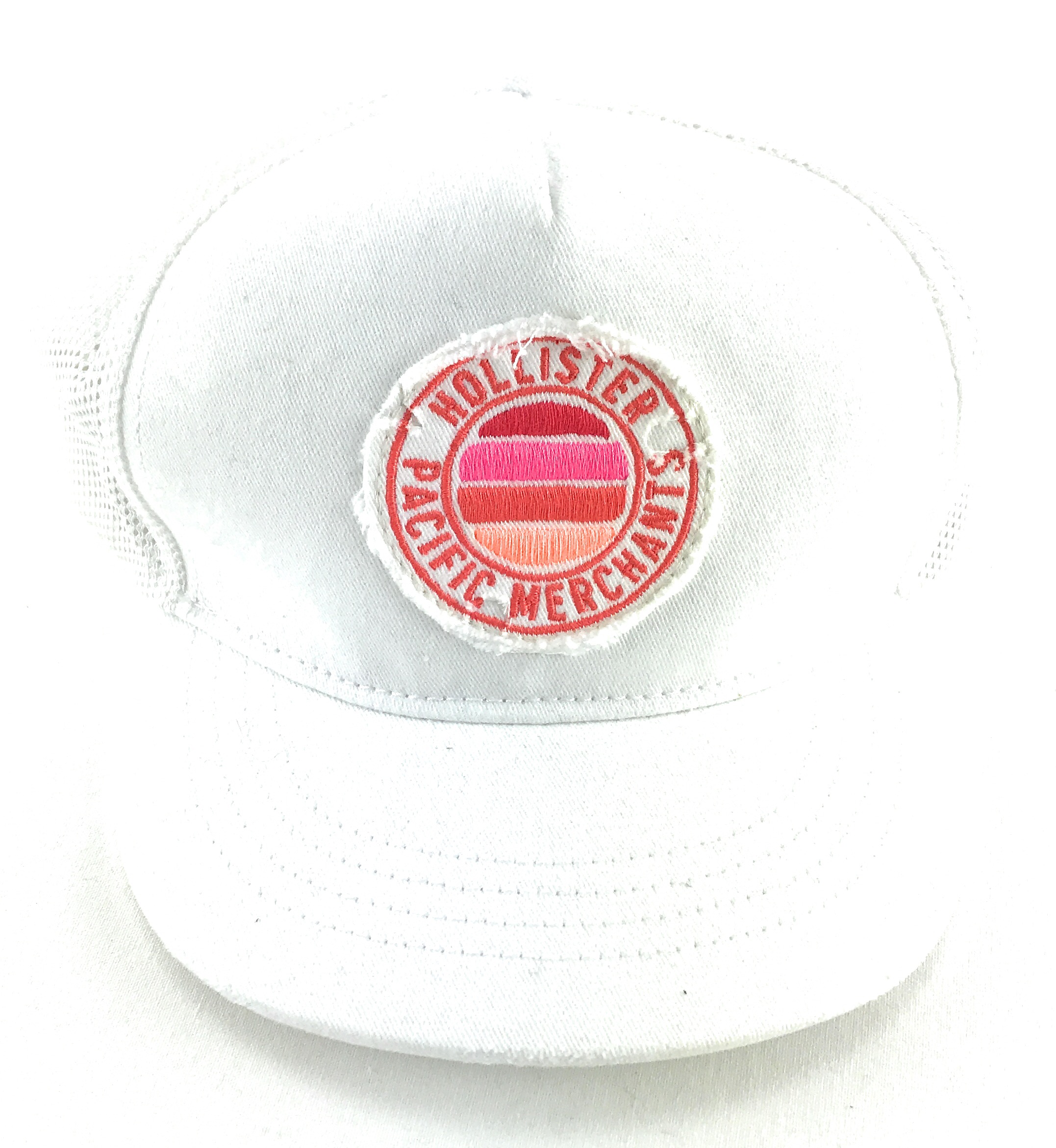 white hollister hat
