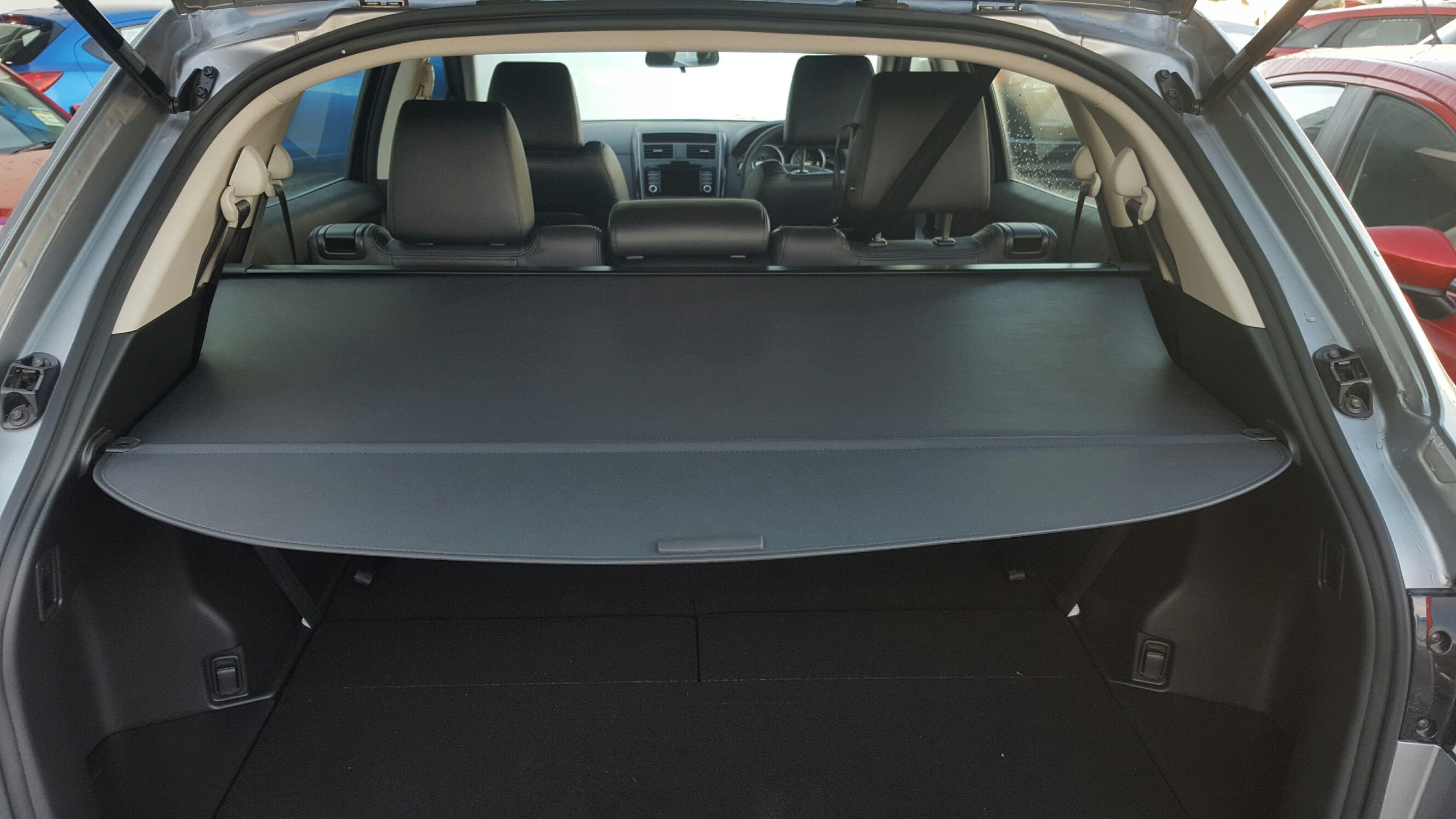 New Genuine Mazda CX9 TB Cargo Blind Cover CX9 2007 2016 TD11V1