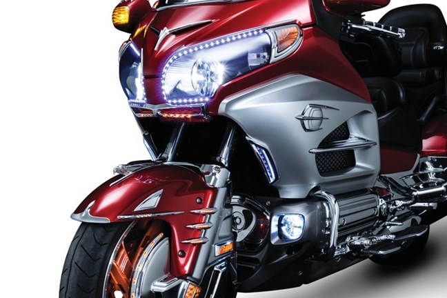Kuryakyn Fairing Intake Scoops