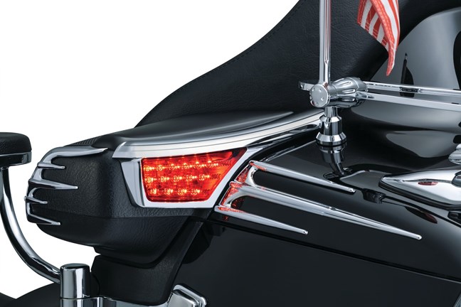 Kuryakyn L.E.D Passenger Armrest Trim (with turn signals)