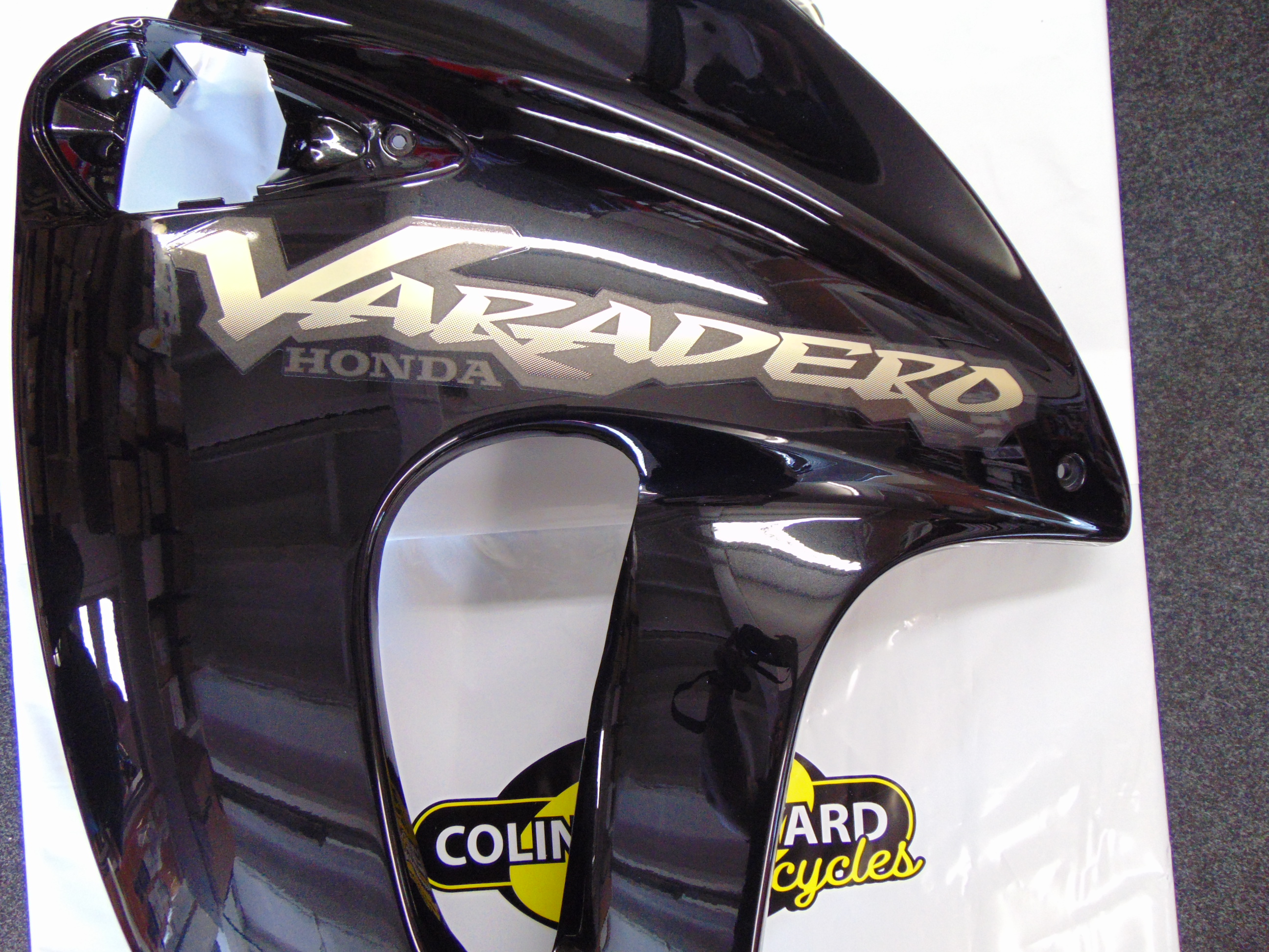Honda Varadero Cowl Set L/side Middle
