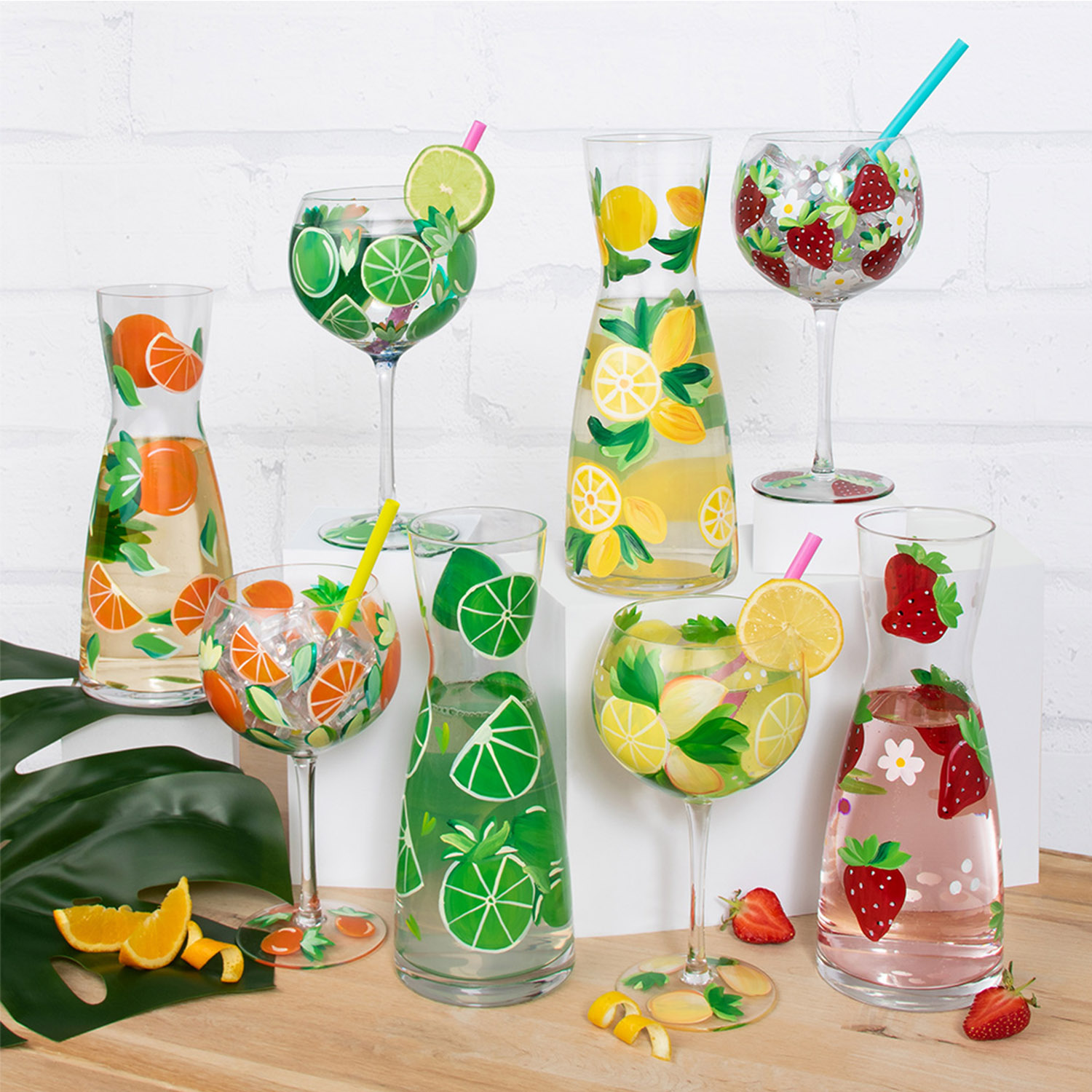 Hand Painted Glass Jug Carafe Water Juice Pitcher Cocktail Drinks Serving Jug 1L