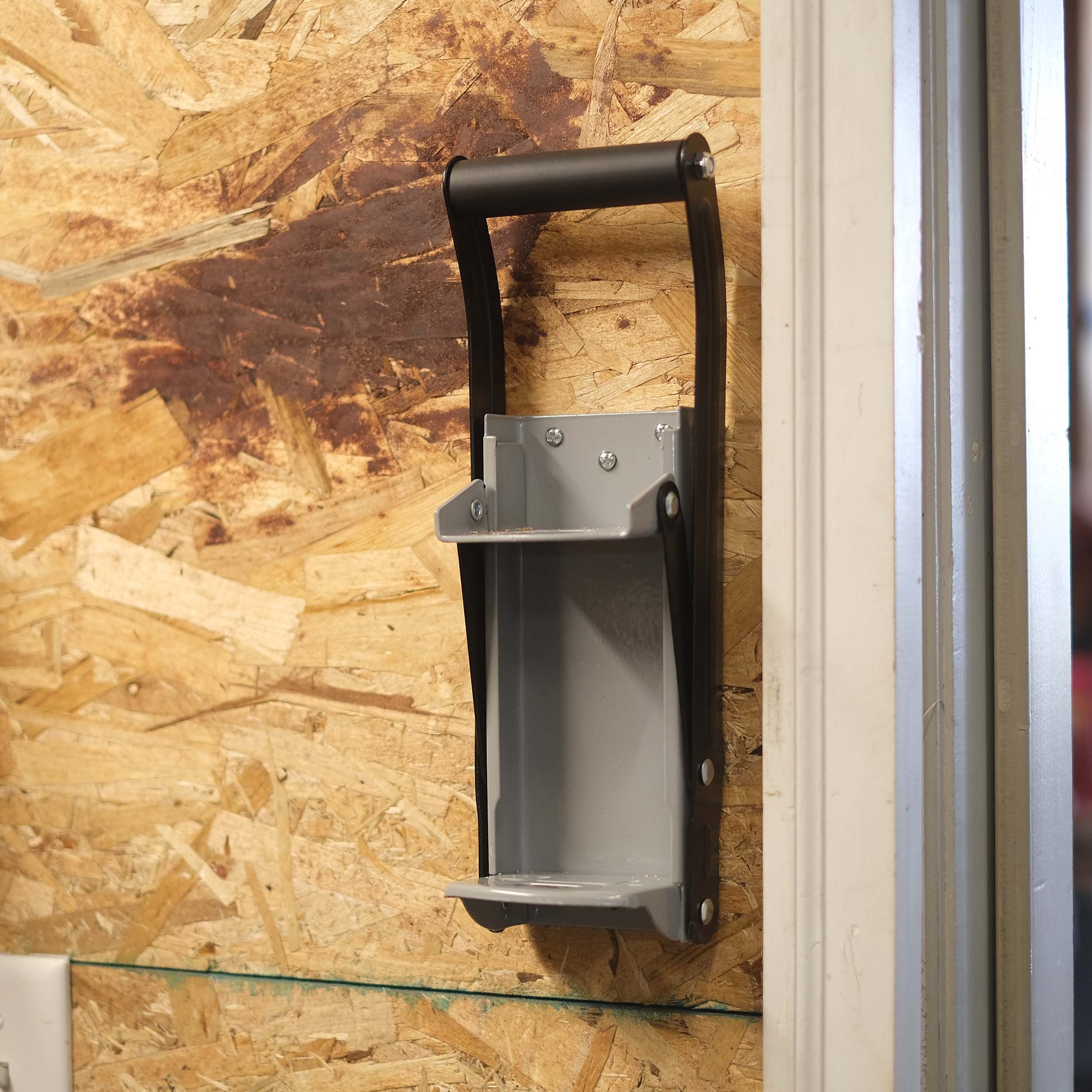 7Penn 12 oz Can Crusher Wall Mounted Heavy Duty Can Crusher Aluminum