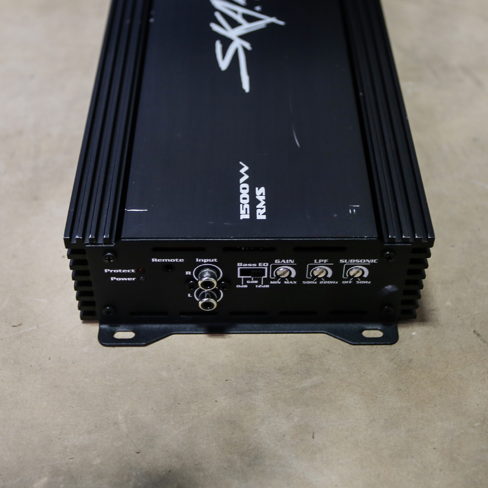 USED SKAR AUDIO RP1500.1D 2300 WATT MAX POWER CLASS D MONO SUB