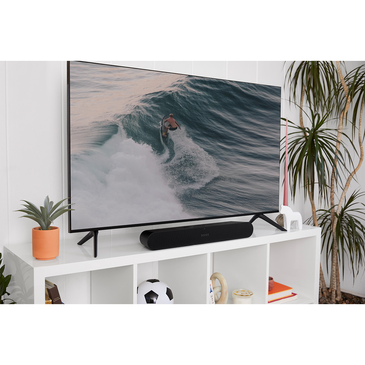 Sonos Entertainment Set with Ray Compact Soundbar & Sub Mini Wireless Subwoofer