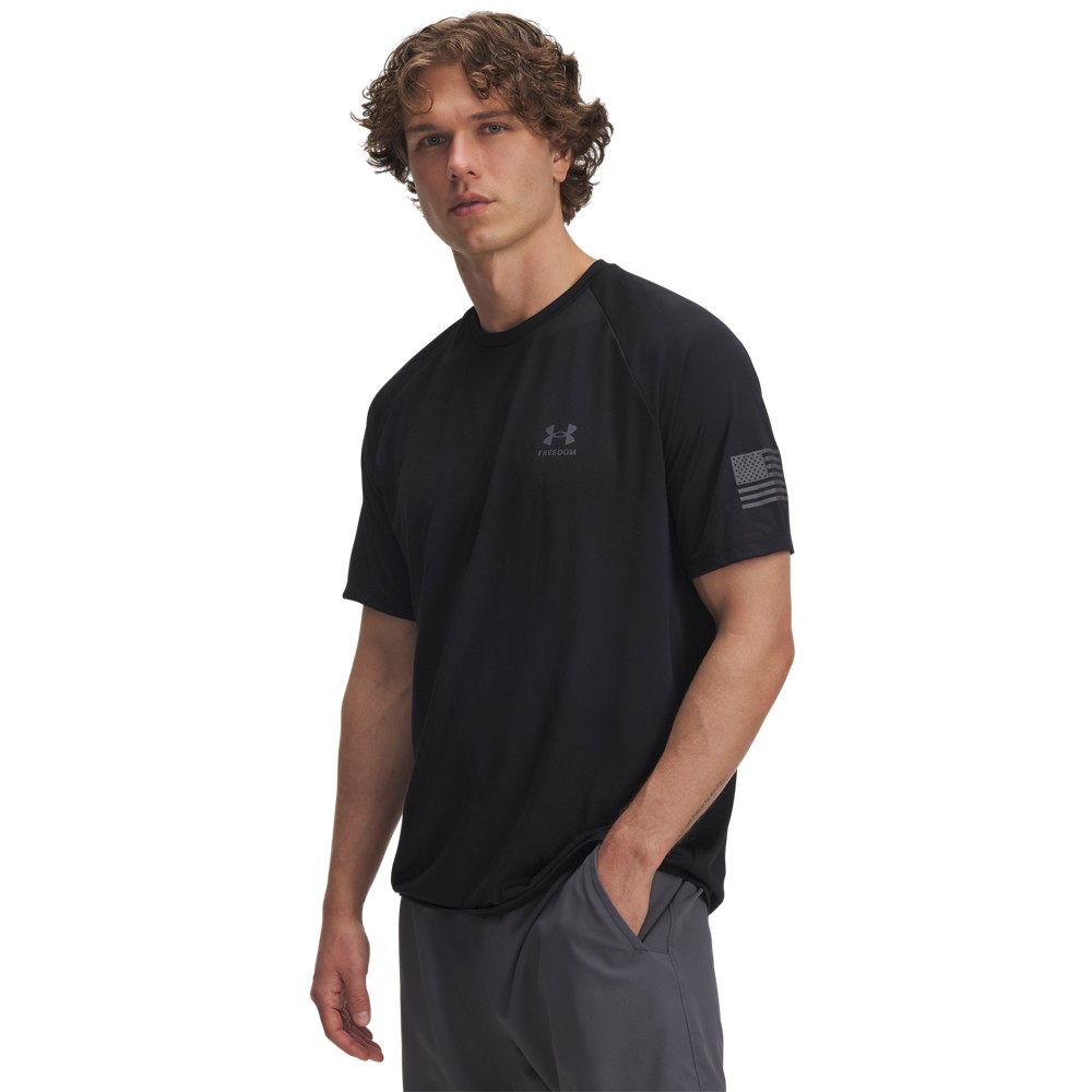 Under Armour 6004090 Men’s UA Freedom Tech Tee Short Sleeve Graphic T-Shirt