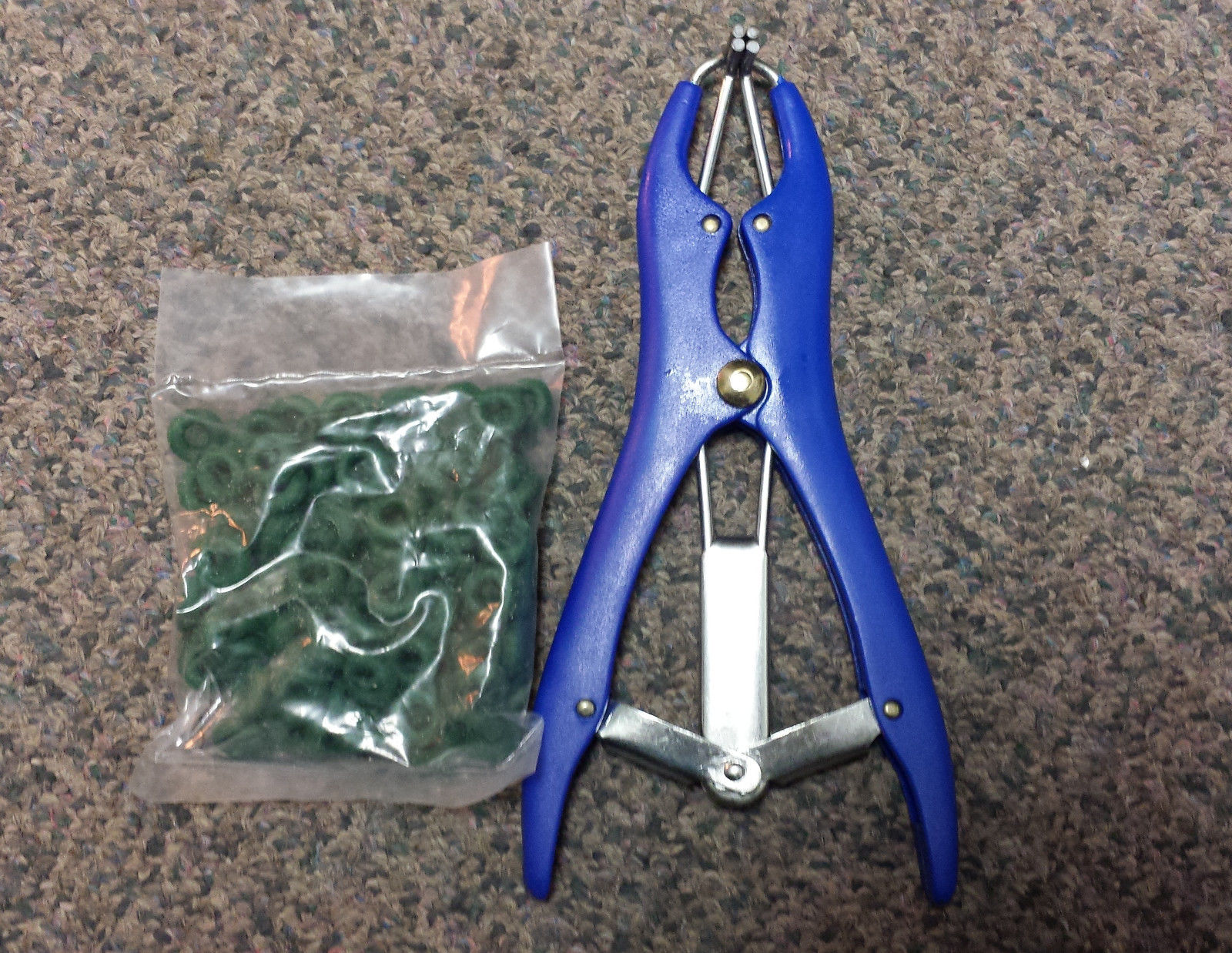 Elastrator Tool Castrator Plier Castrate Dock Tail Cattle Sheep Goats elastrator-tool-castrator-plier-castrate-dock-tail-cattle-sheep-goats