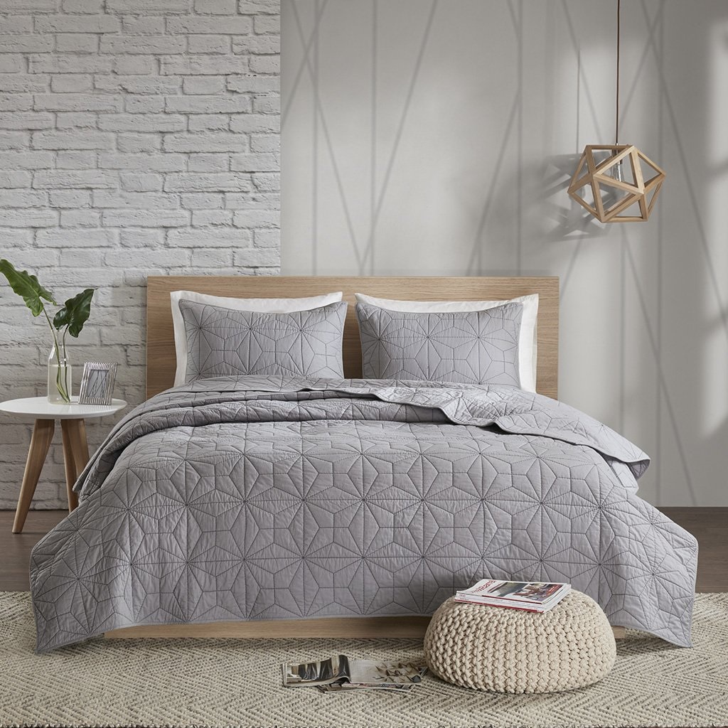 Intelligent Design Caden Full/Queen Coverlet Set Grey Geometric 3 Piece eBay