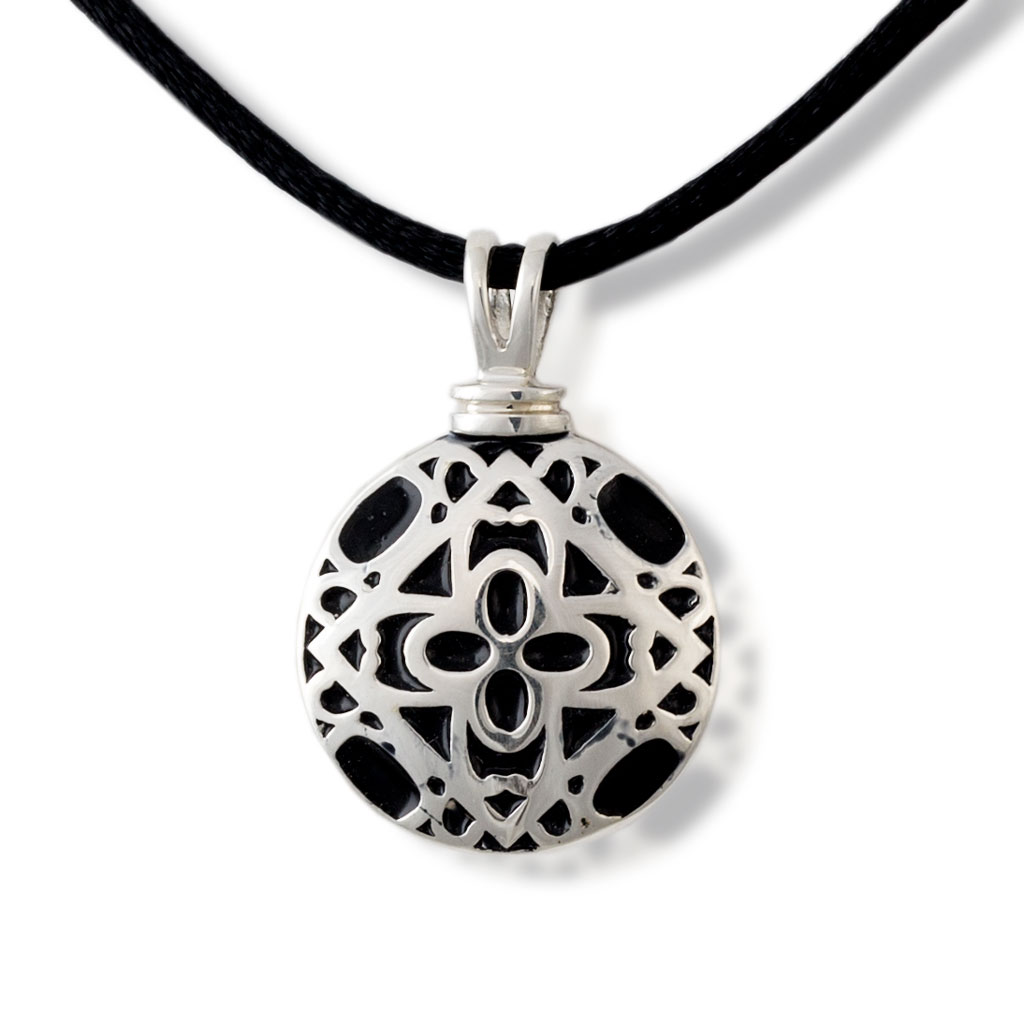 Image of Round Silver Filigree Ash Necklace Gray