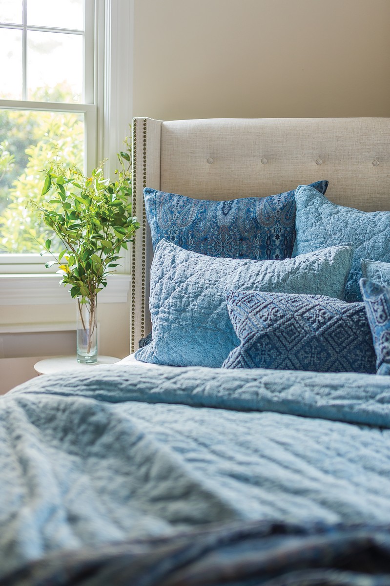 Savina Quilt