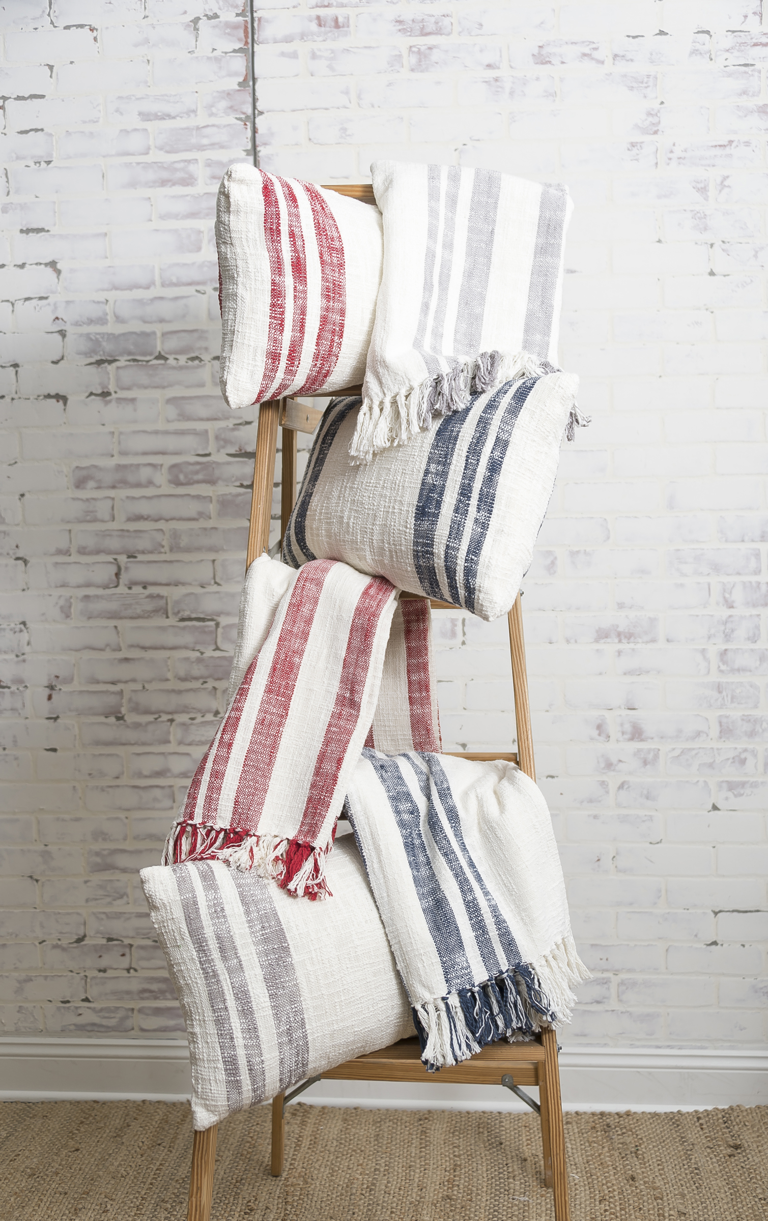 Tiro tejido Morgan borlas 50" x 60" - Imagen 8 de 13