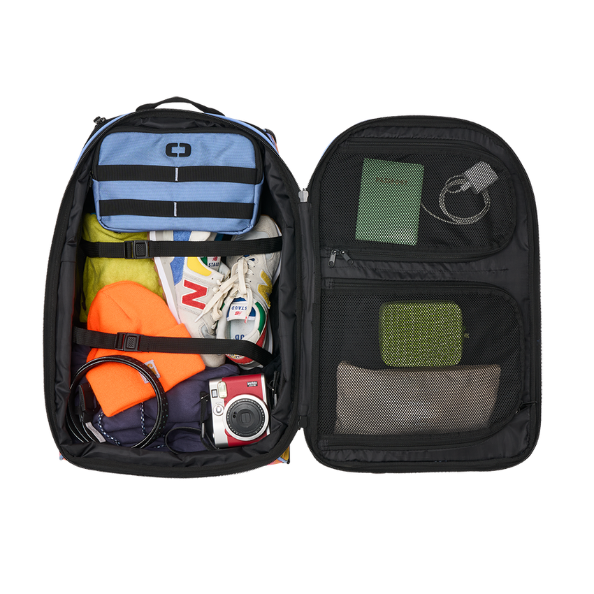 OGIO Carry-On Adjustable Travel Bag with Retractable Handle and Pockets - Picture 70 of 113