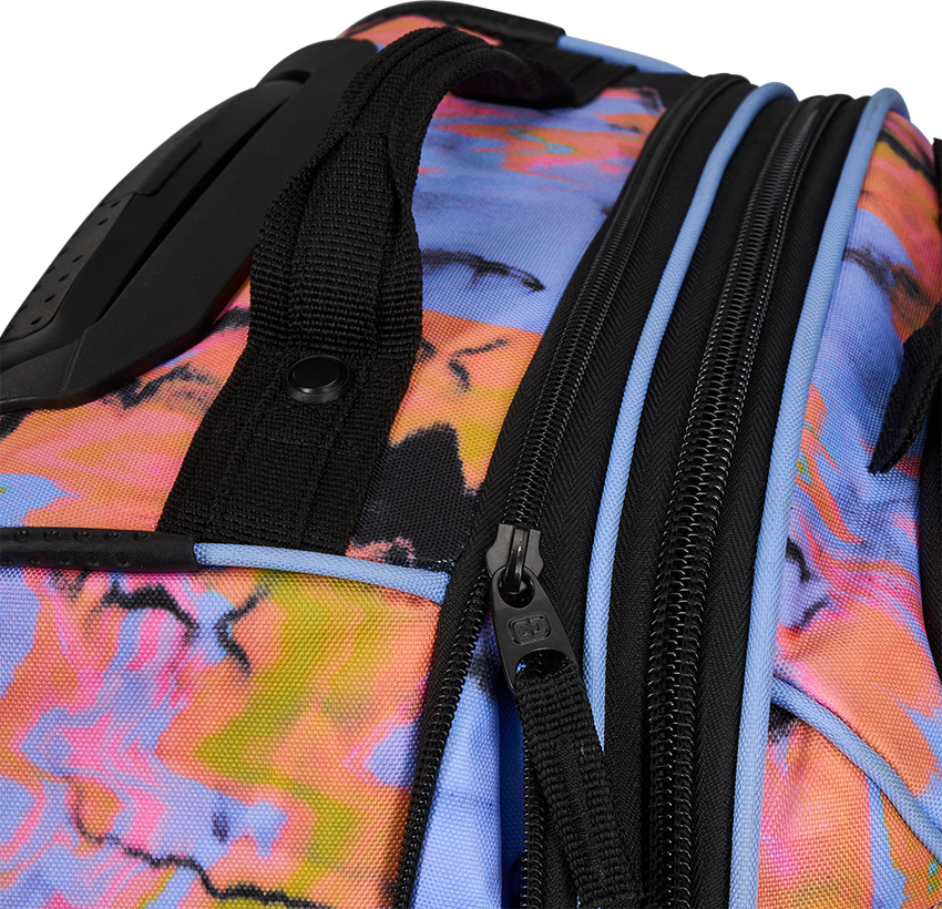 OGIO Carry-On Adjustable Travel Bag with Retractable Handle and Pockets - Picture 72 of 113