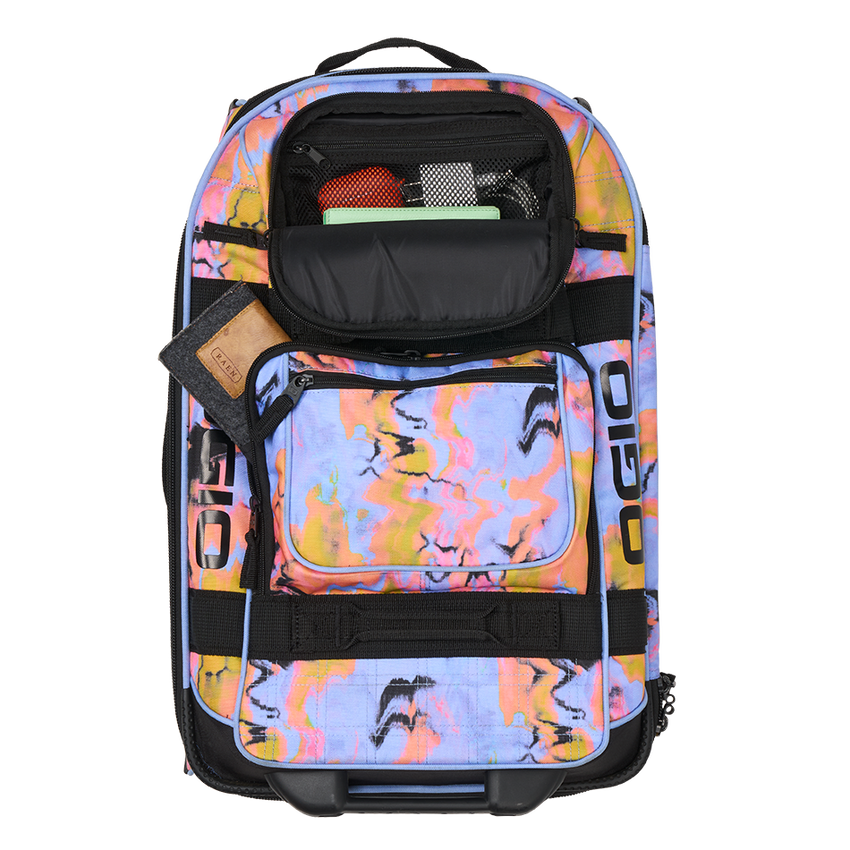 OGIO Carry-On Adjustable Travel Bag with Retractable Handle and Pockets - Picture 71 of 113