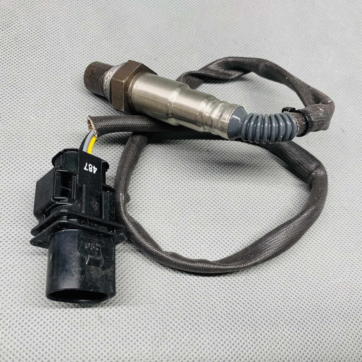 ぱお Amazon.com: BOSCH 17475 Original Equipment Oxygen Sensor
