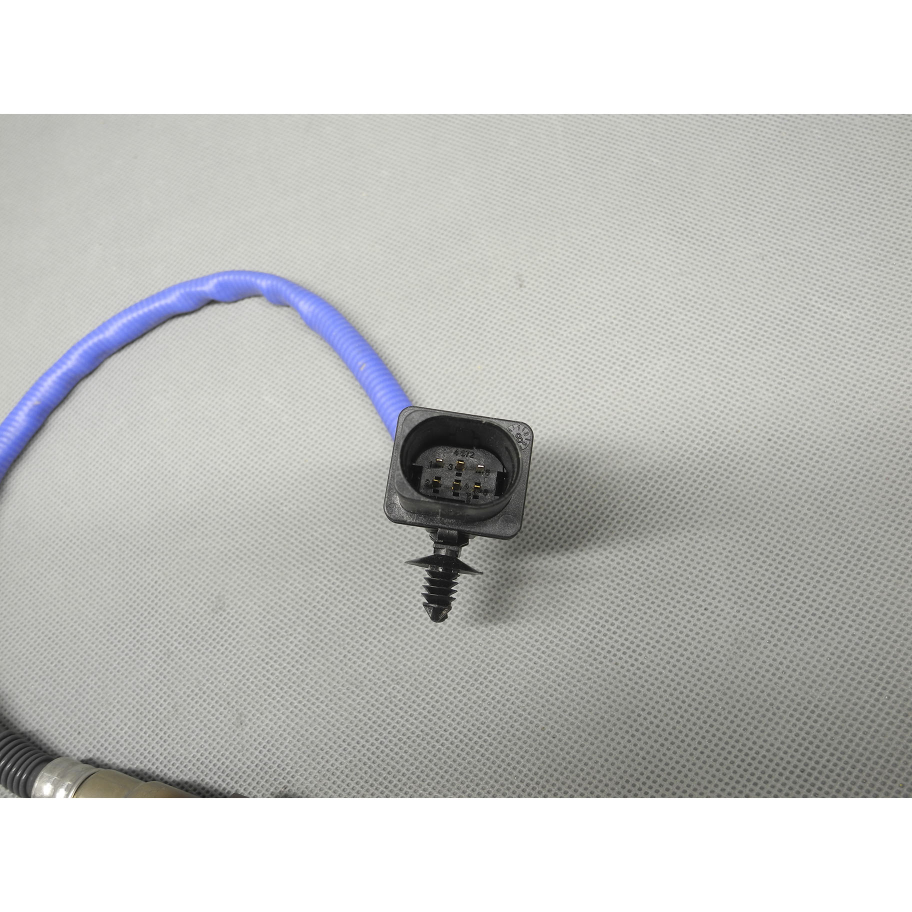 Upstream OE GENUINE Lambda Oxygen Sensor 0258017321 For Ford